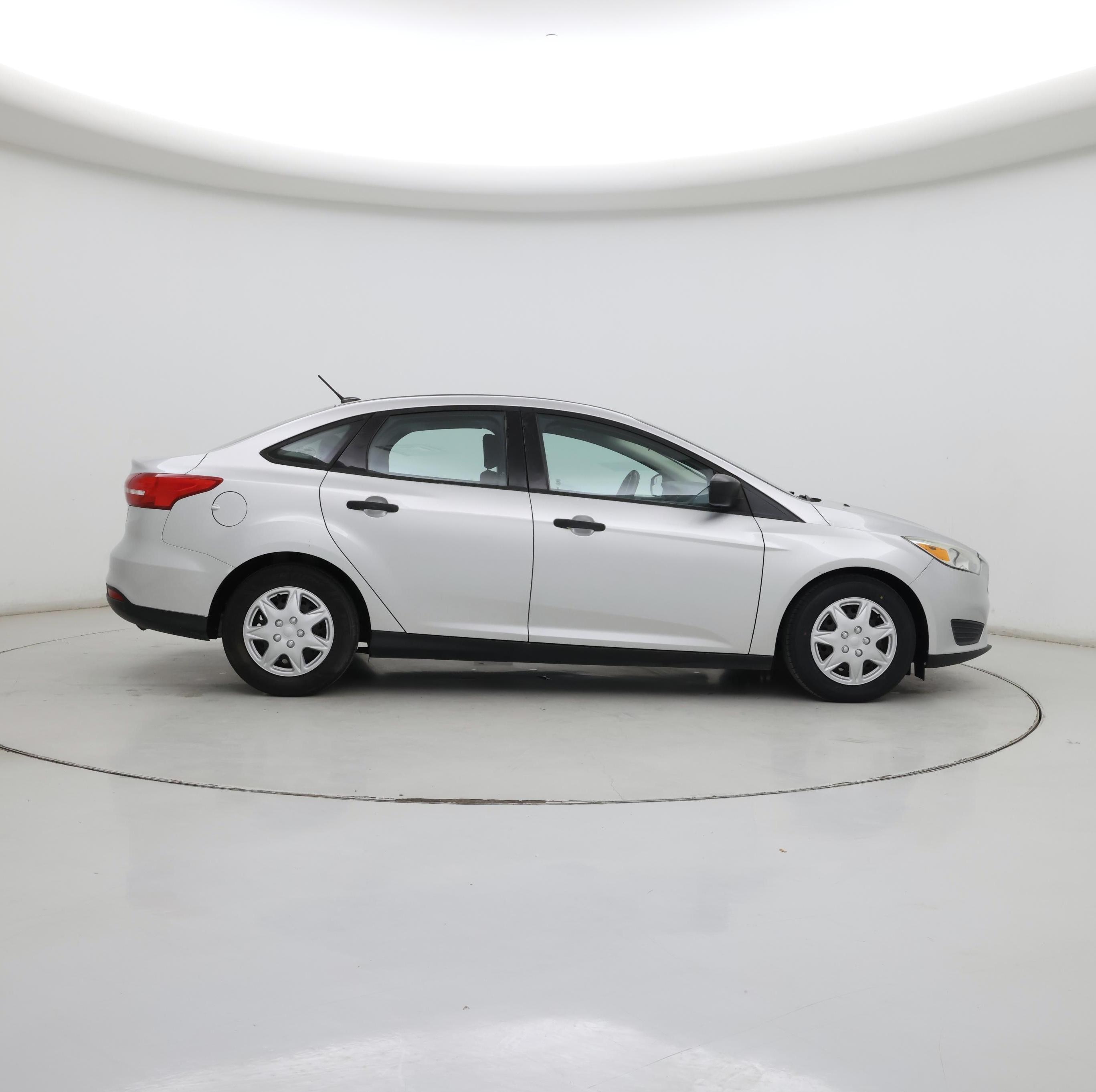 Thumbnail: 2017 Ford Focus - 7
