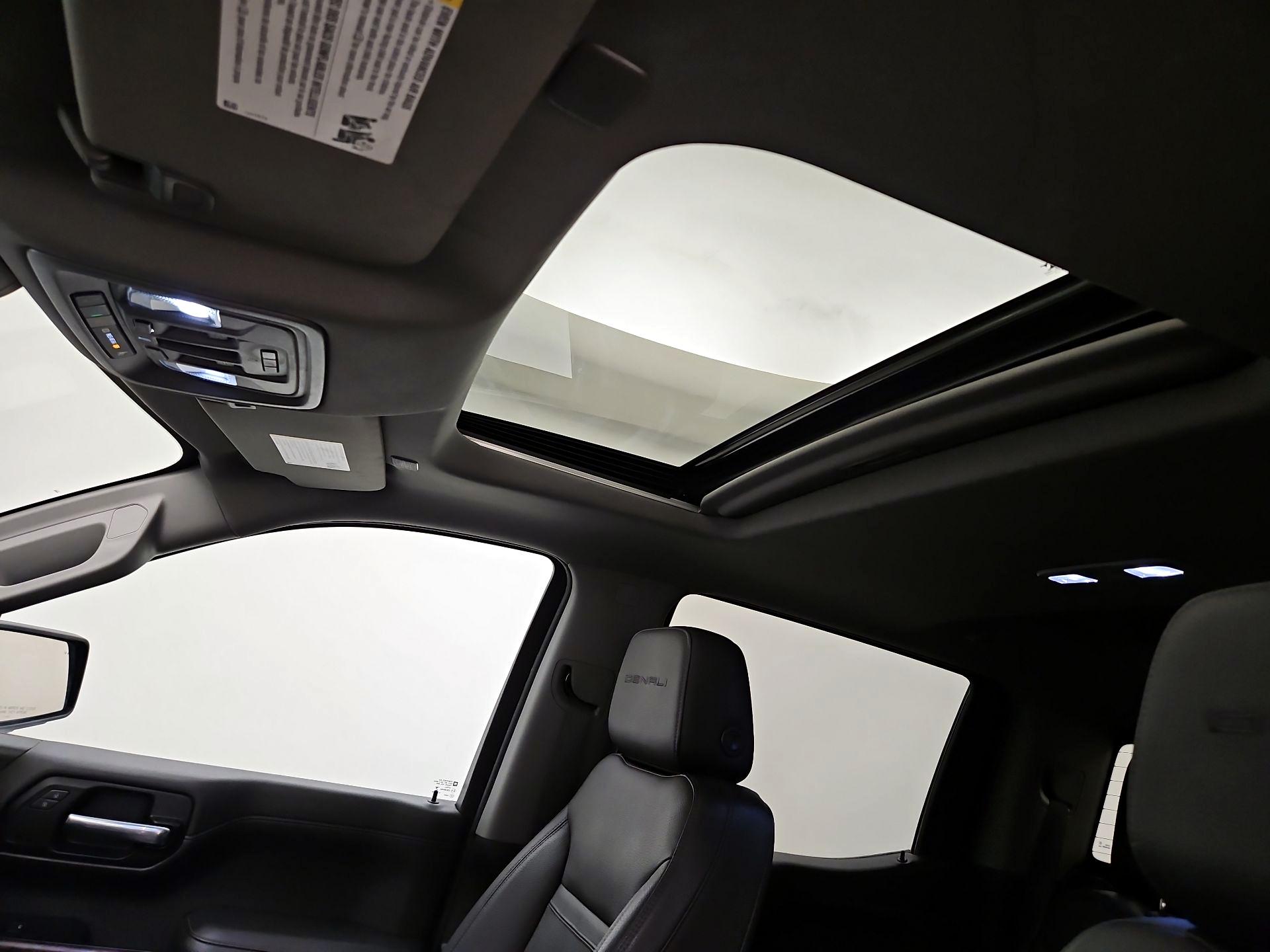 Thumbnail: 2022 GMC Sierra 1500 - 20