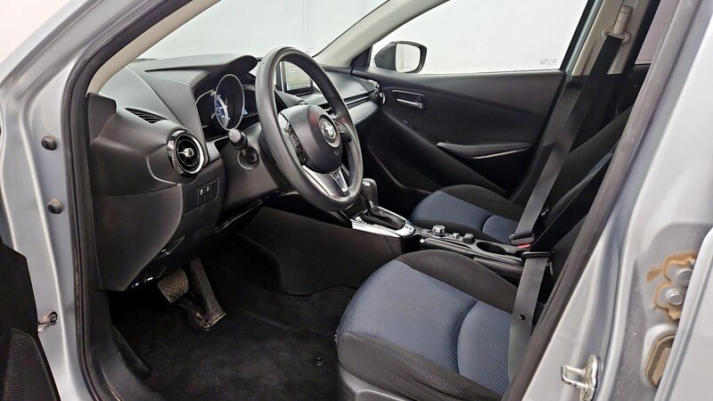 2018 Toyota Yaris iA  11