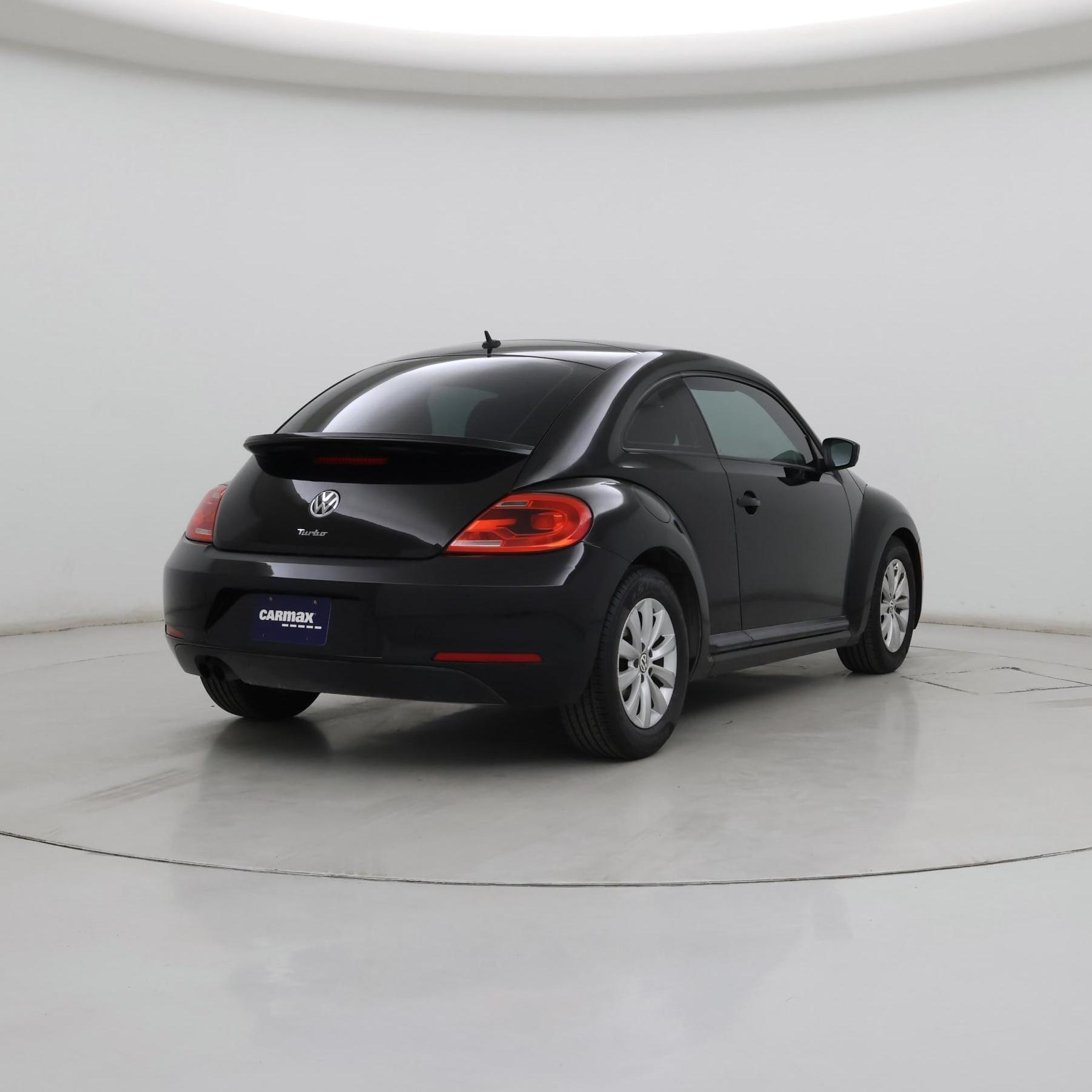 Thumbnail: 2016 Volkswagen Beetle - 8