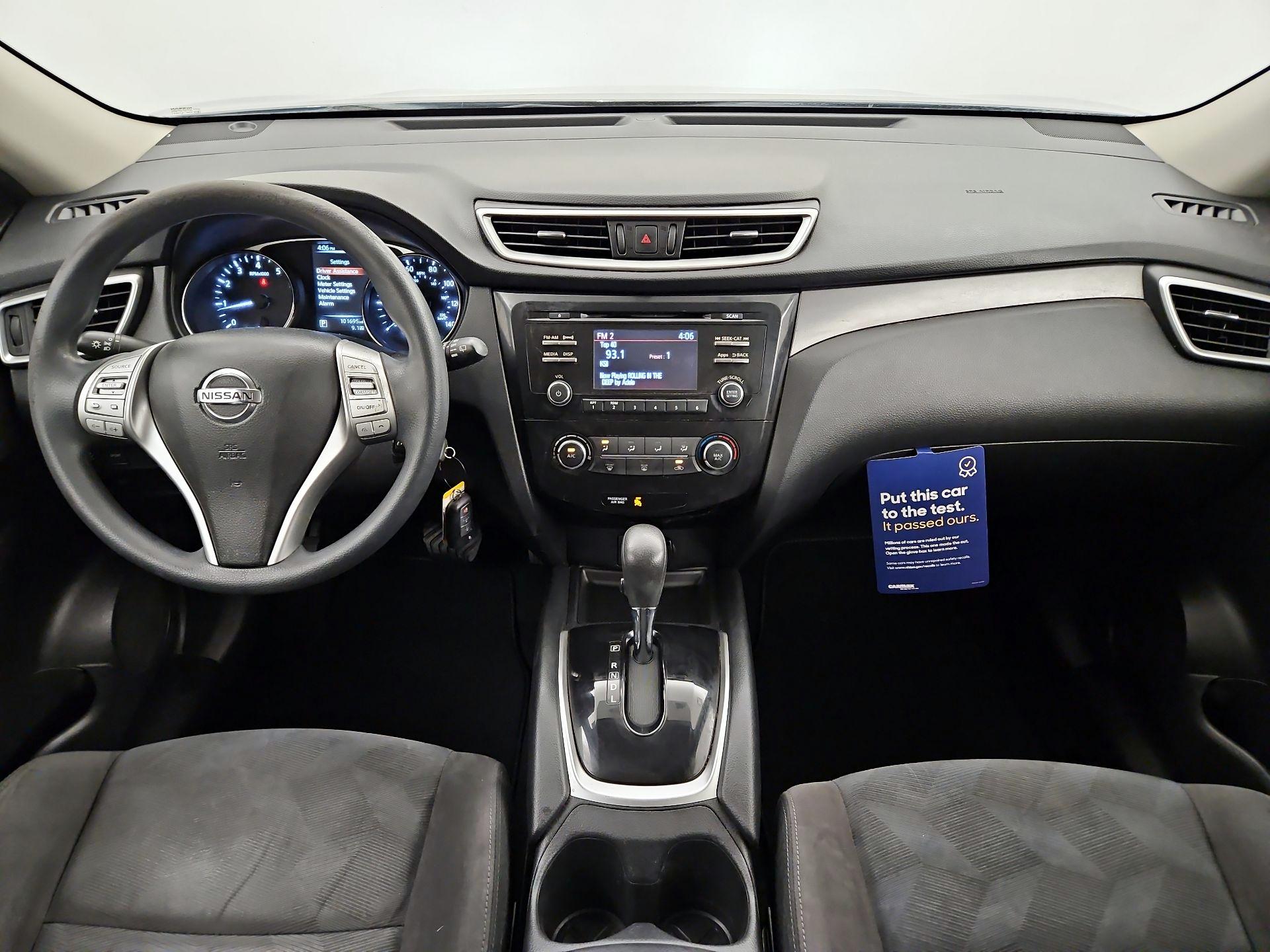 Thumbnail: 2015 Nissan Rogue - 9