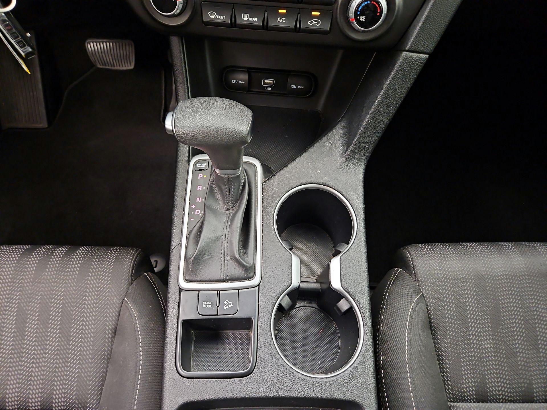 Thumbnail: 2021 Kia Sportage - 16