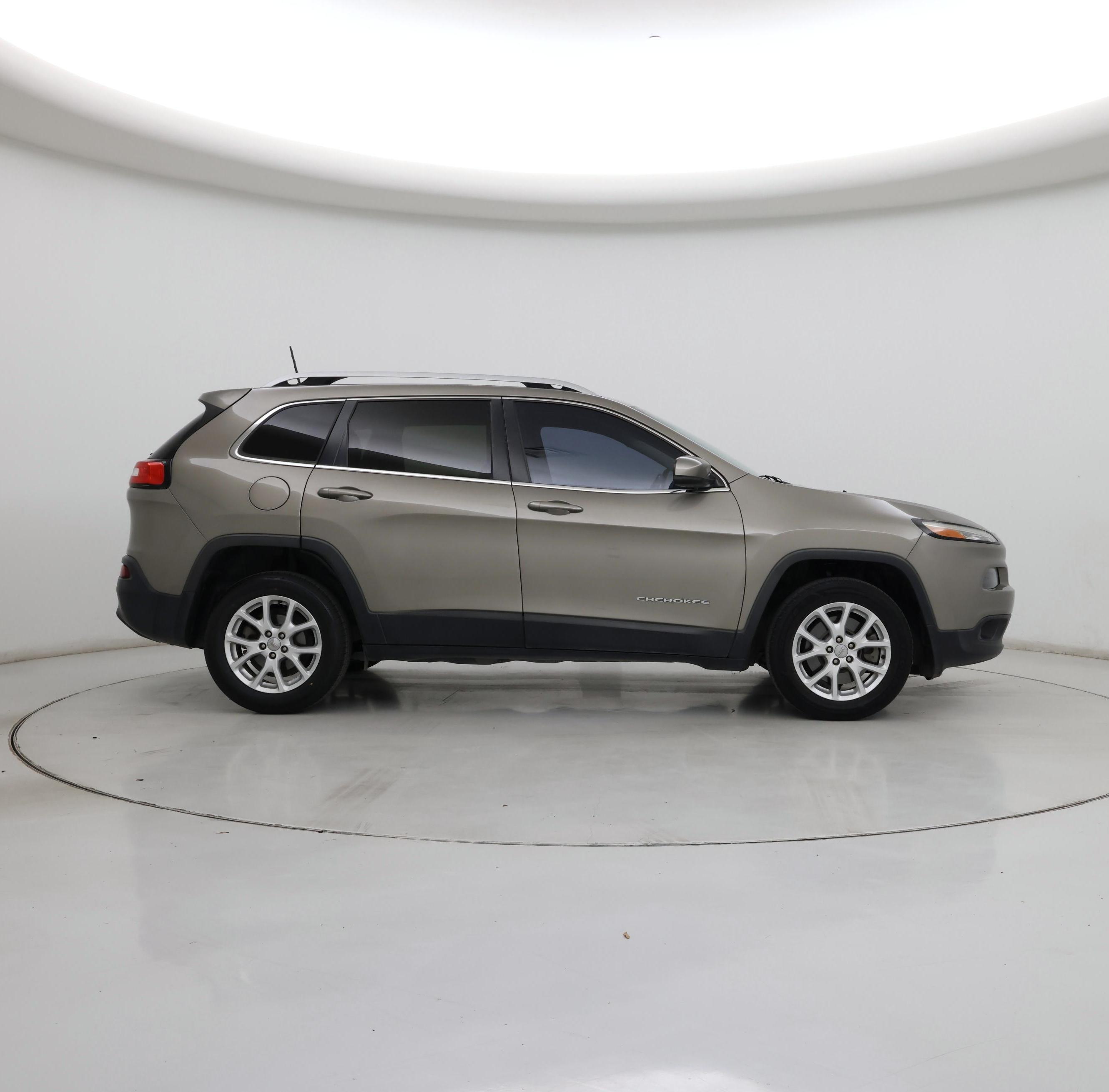 Thumbnail: 2016 Jeep Cherokee - 7