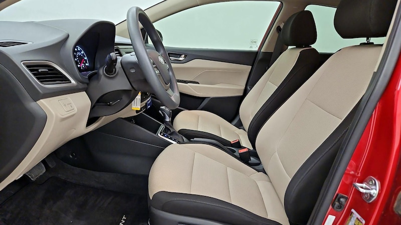 2019 Hyundai Accent SE 11