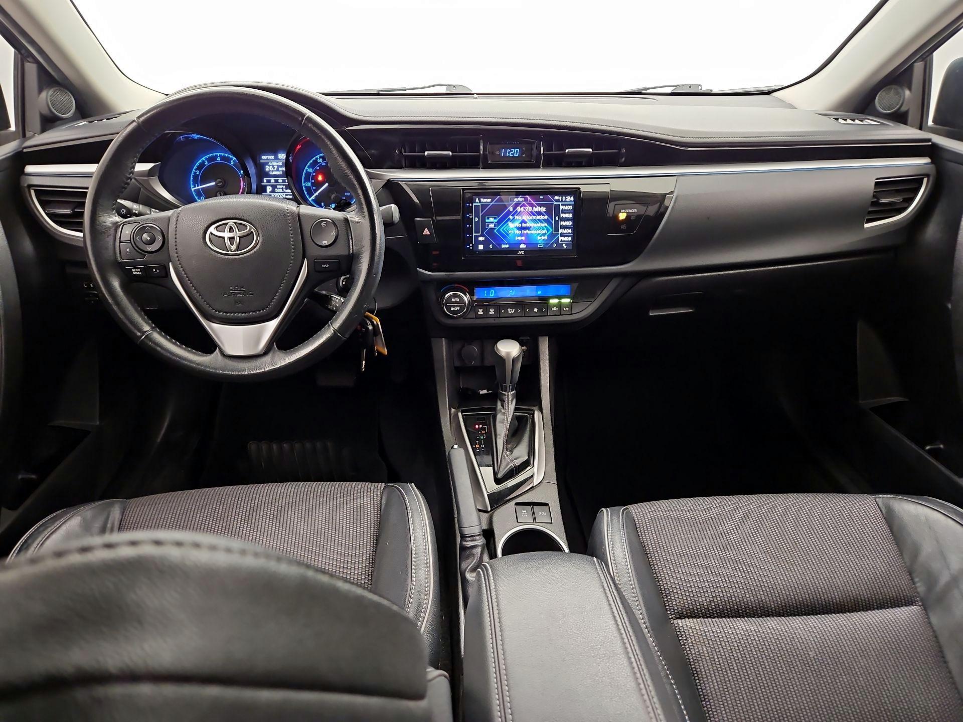 Thumbnail: 2015 Toyota Corolla - 9