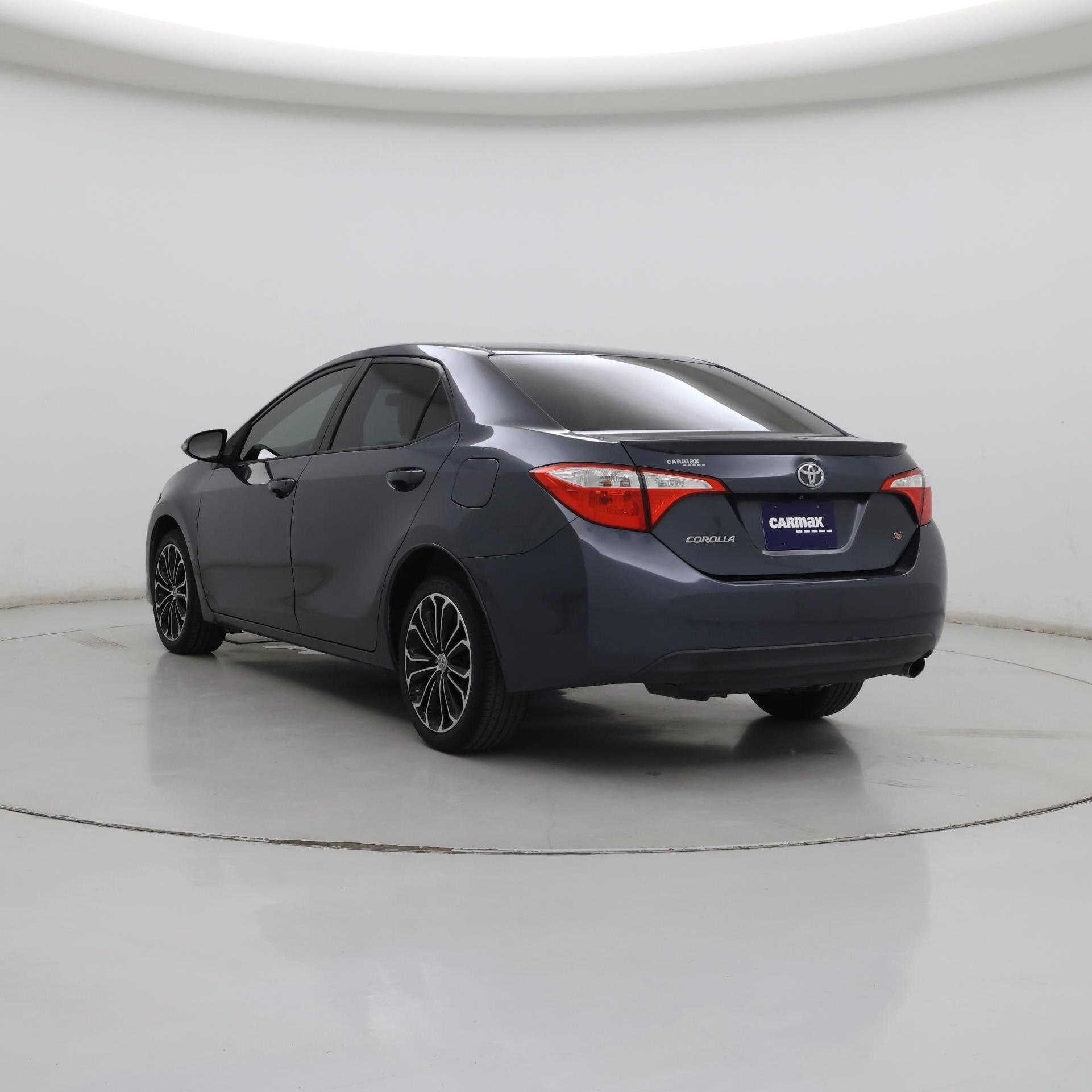 Thumbnail: 2015 Toyota Corolla - 2