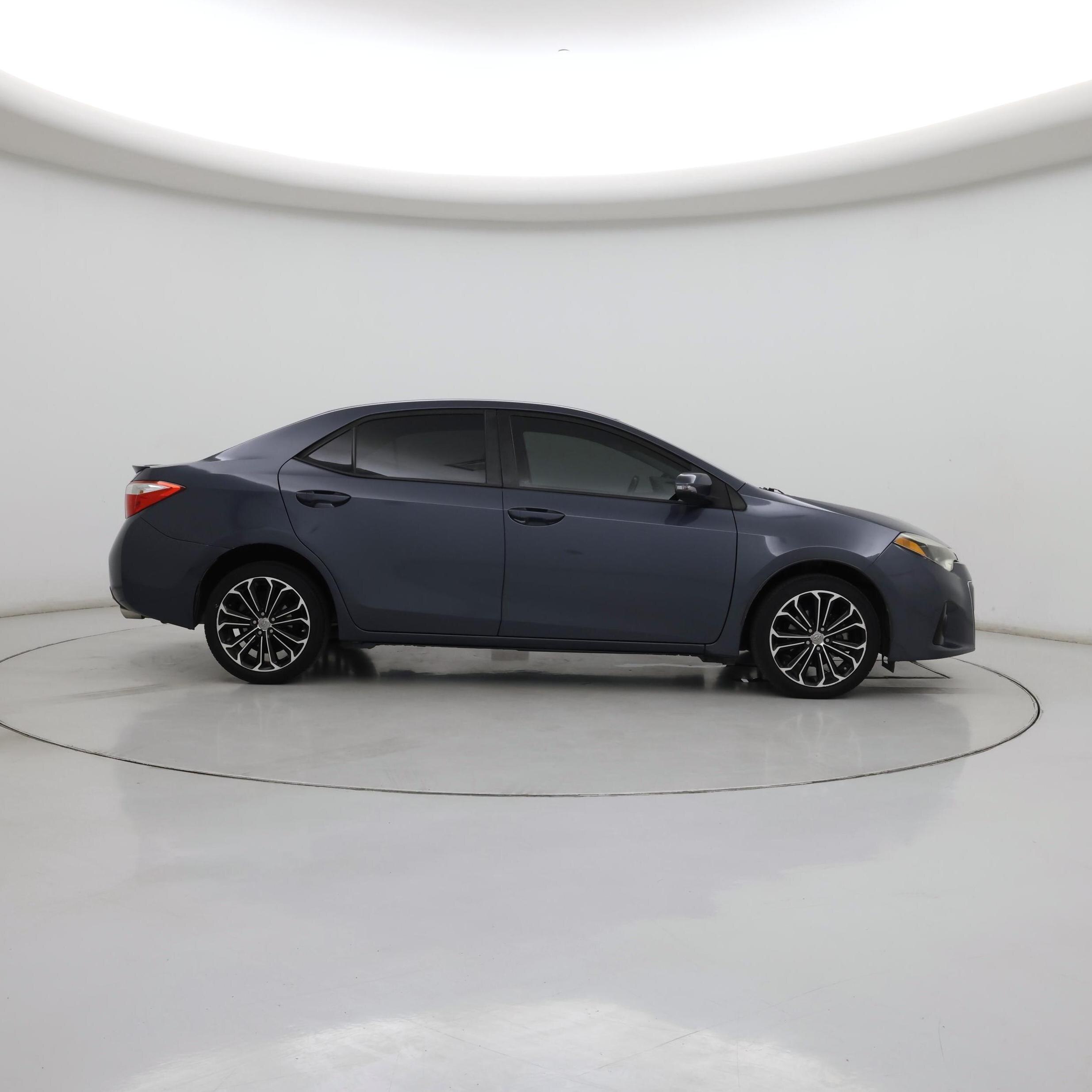 Thumbnail: 2015 Toyota Corolla - 7
