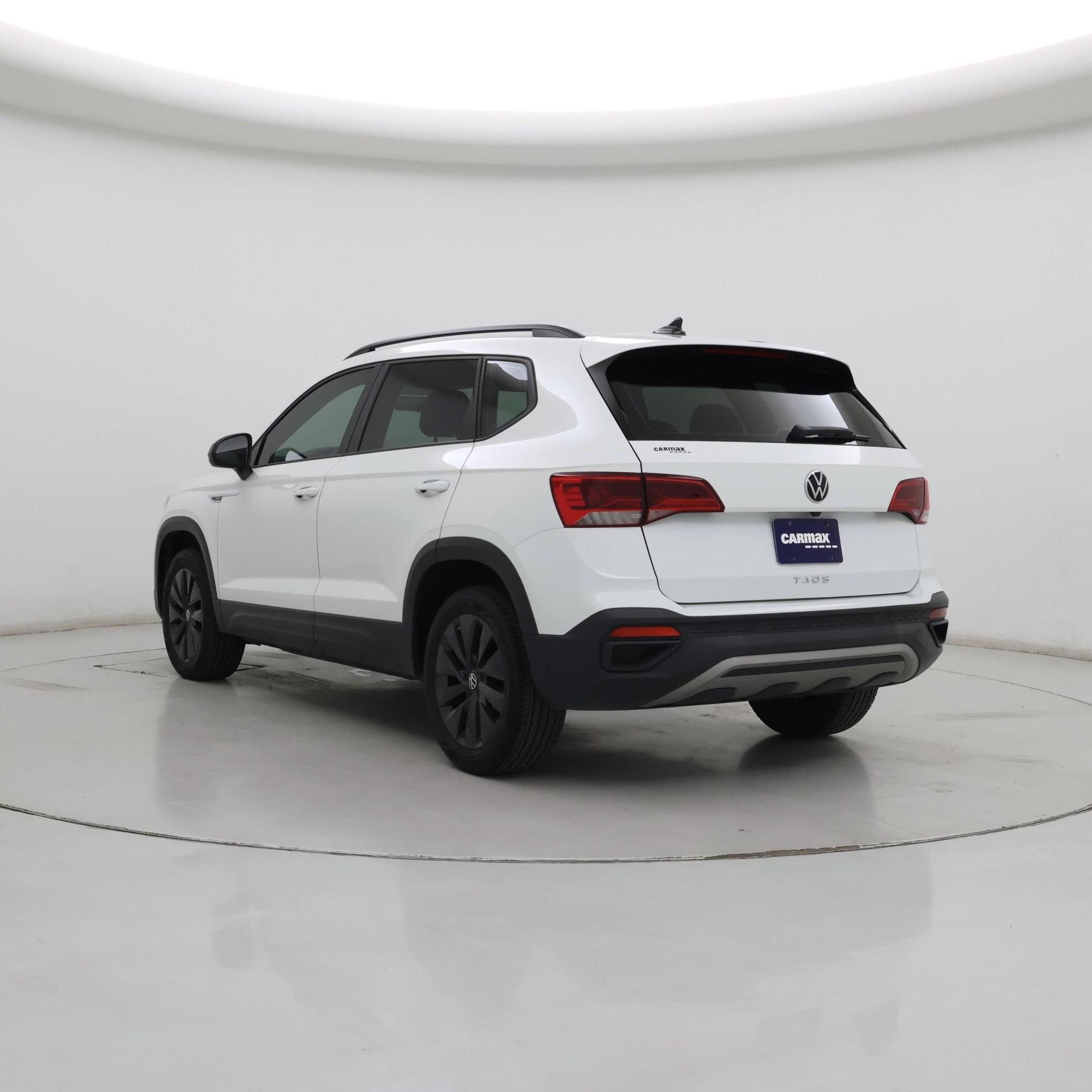 Thumbnail: 2022 Volkswagen Taos - 2