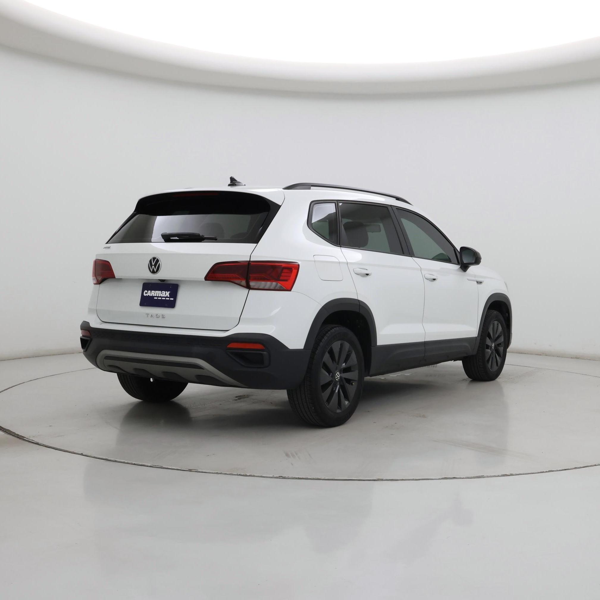 Thumbnail: 2022 Volkswagen Taos - 8