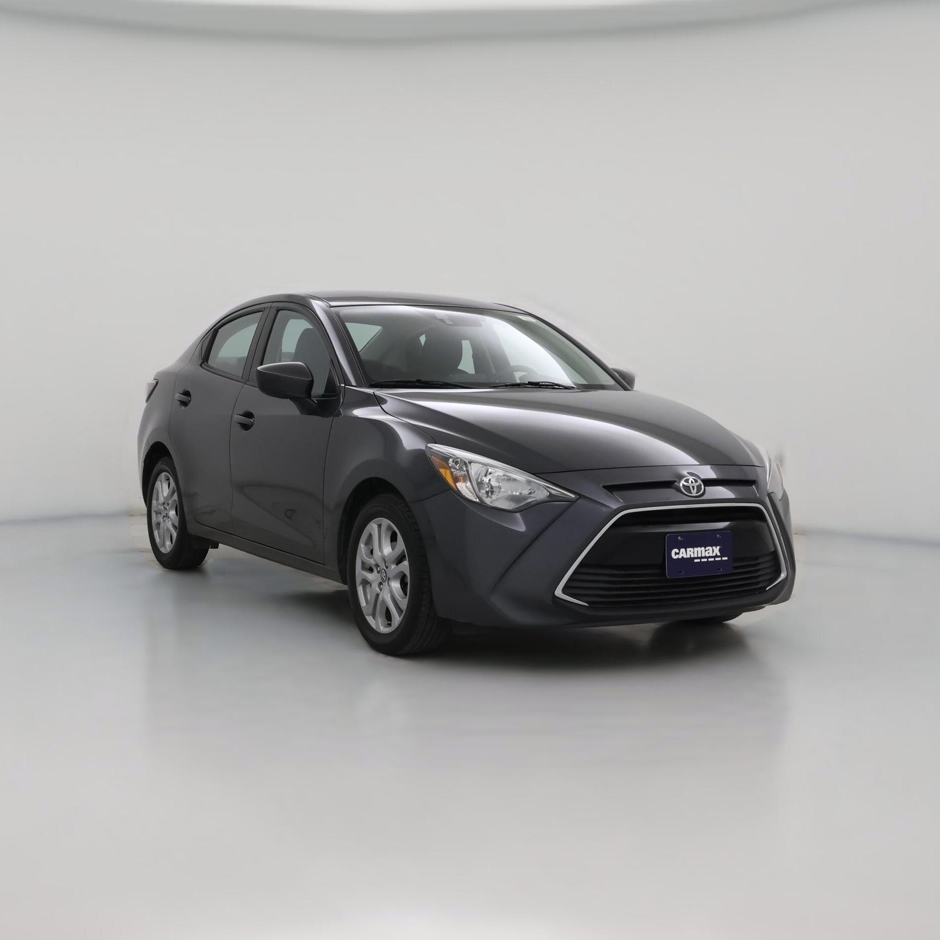 Thumbnail: 2018 Toyota Yaris iA - 1