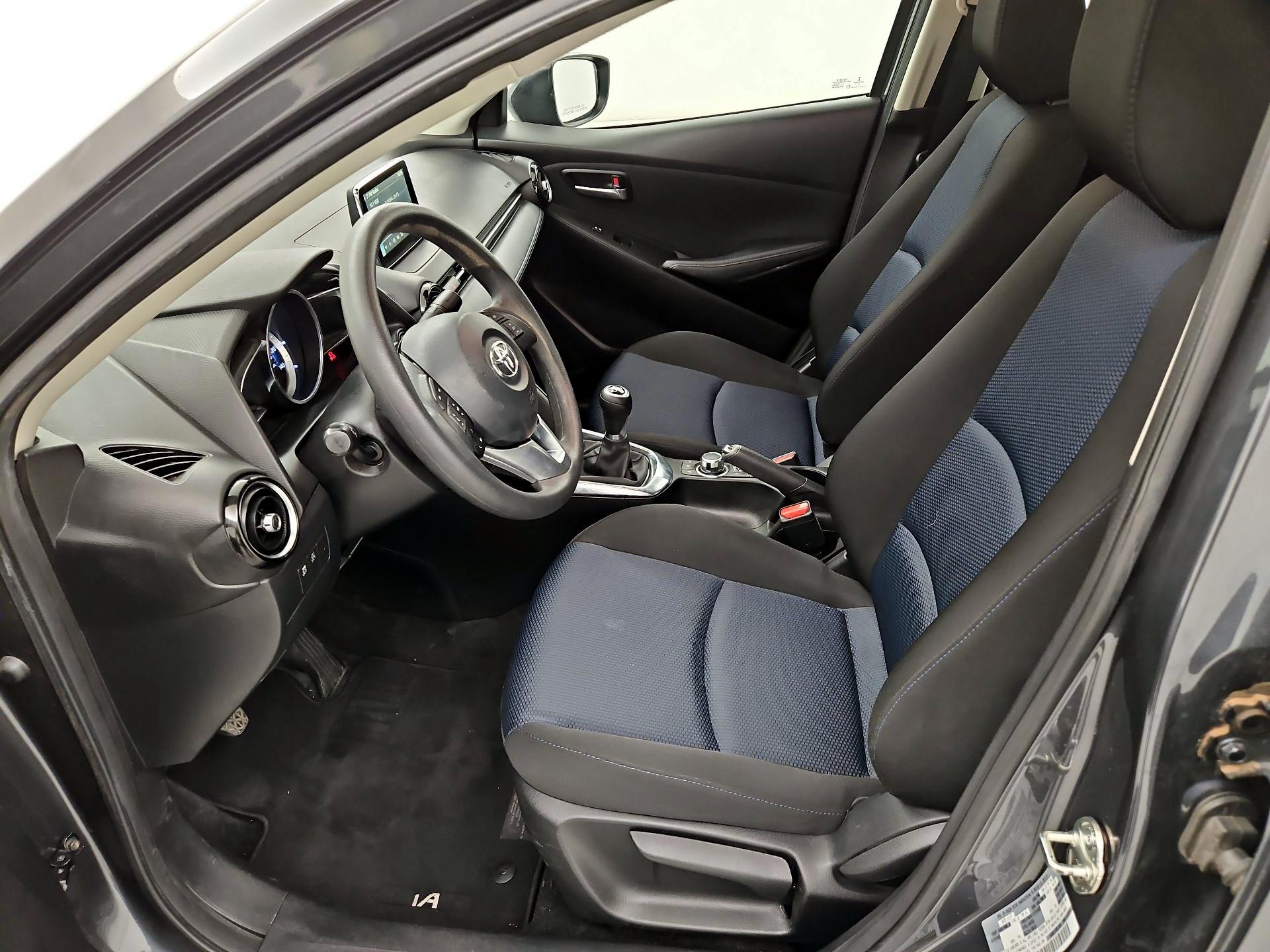 Thumbnail: 2018 Toyota Yaris iA - 11