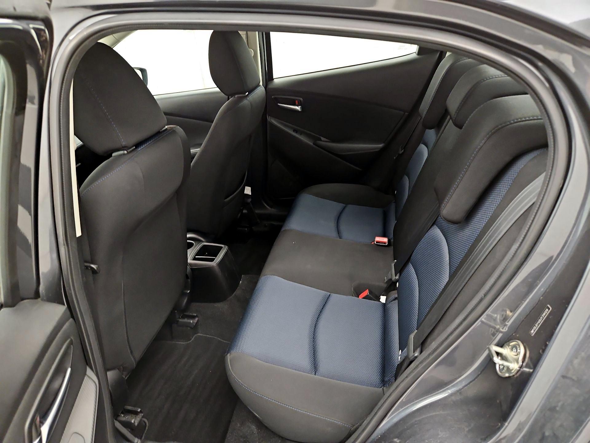 Thumbnail: 2018 Toyota Yaris iA - 19