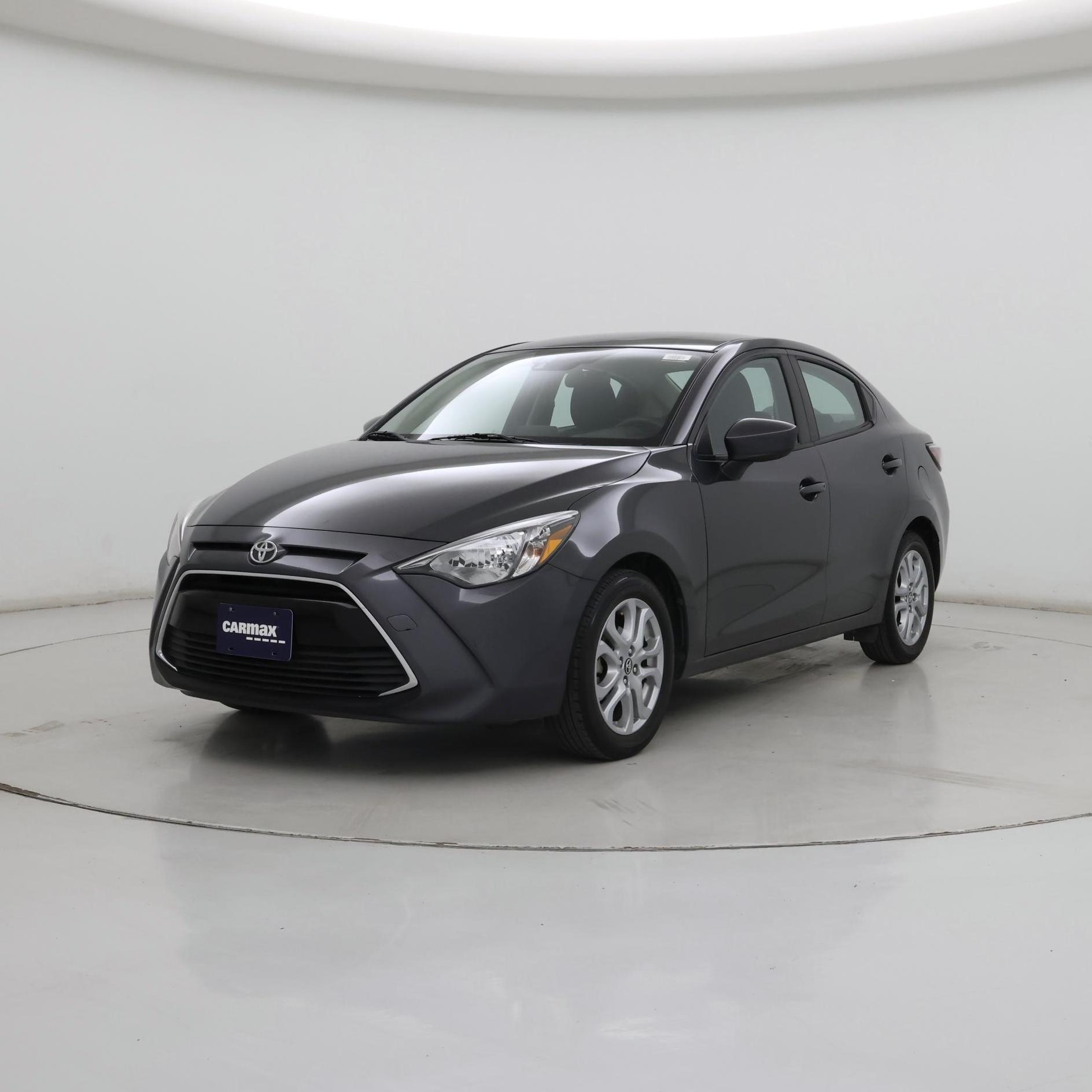 Thumbnail: 2018 Toyota Yaris iA - 4