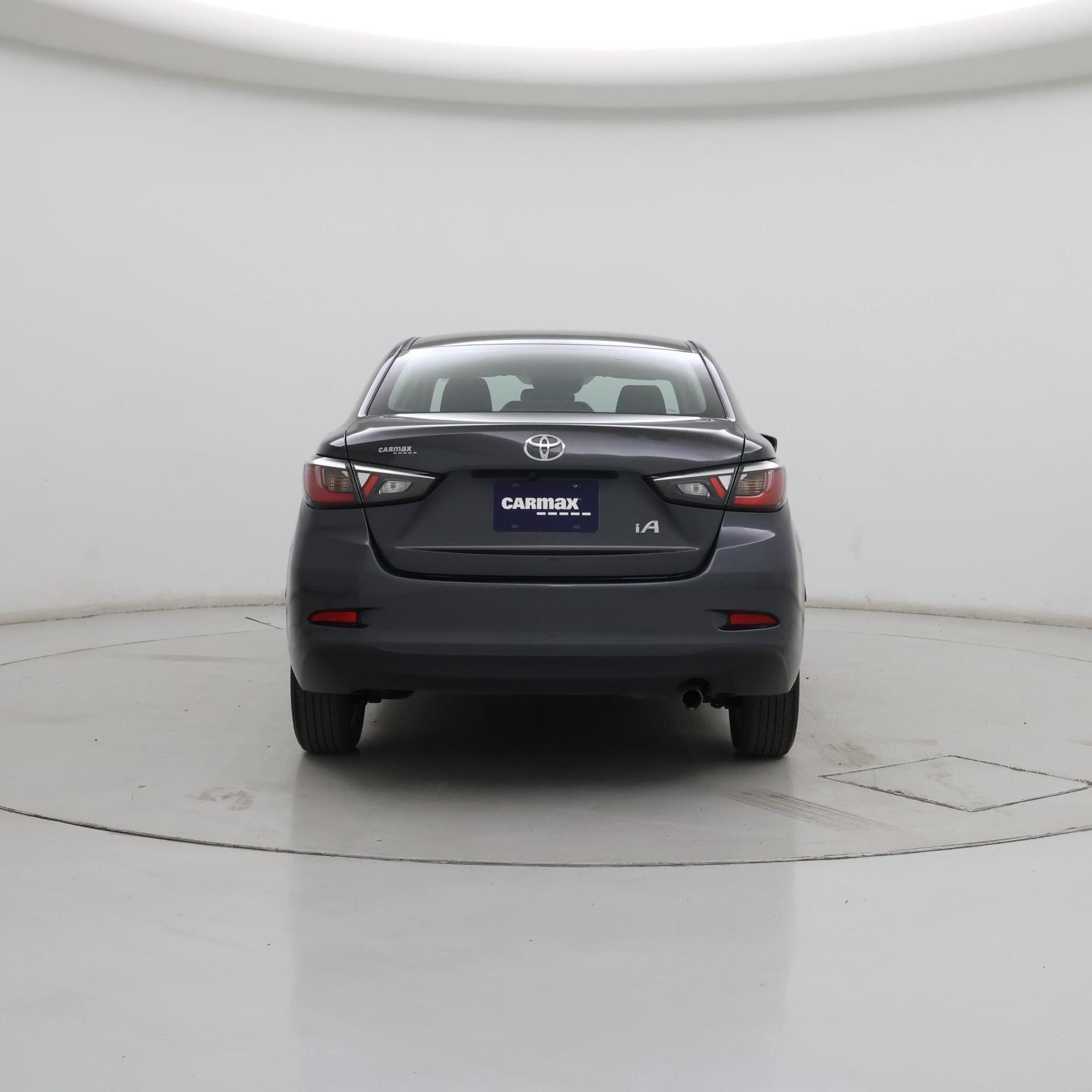 Thumbnail: 2018 Toyota Yaris iA - 6