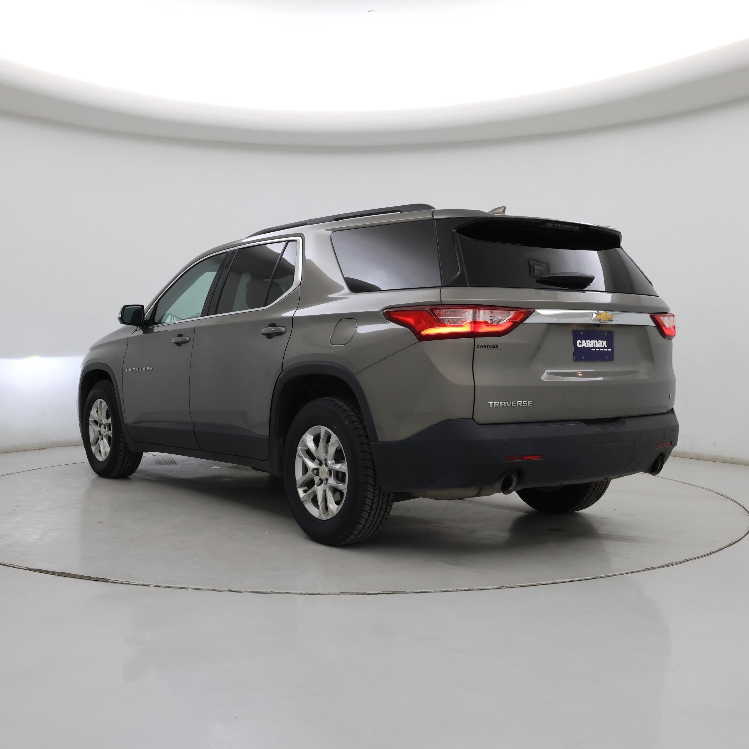 Thumbnail: 2019 Chevrolet Traverse - 2