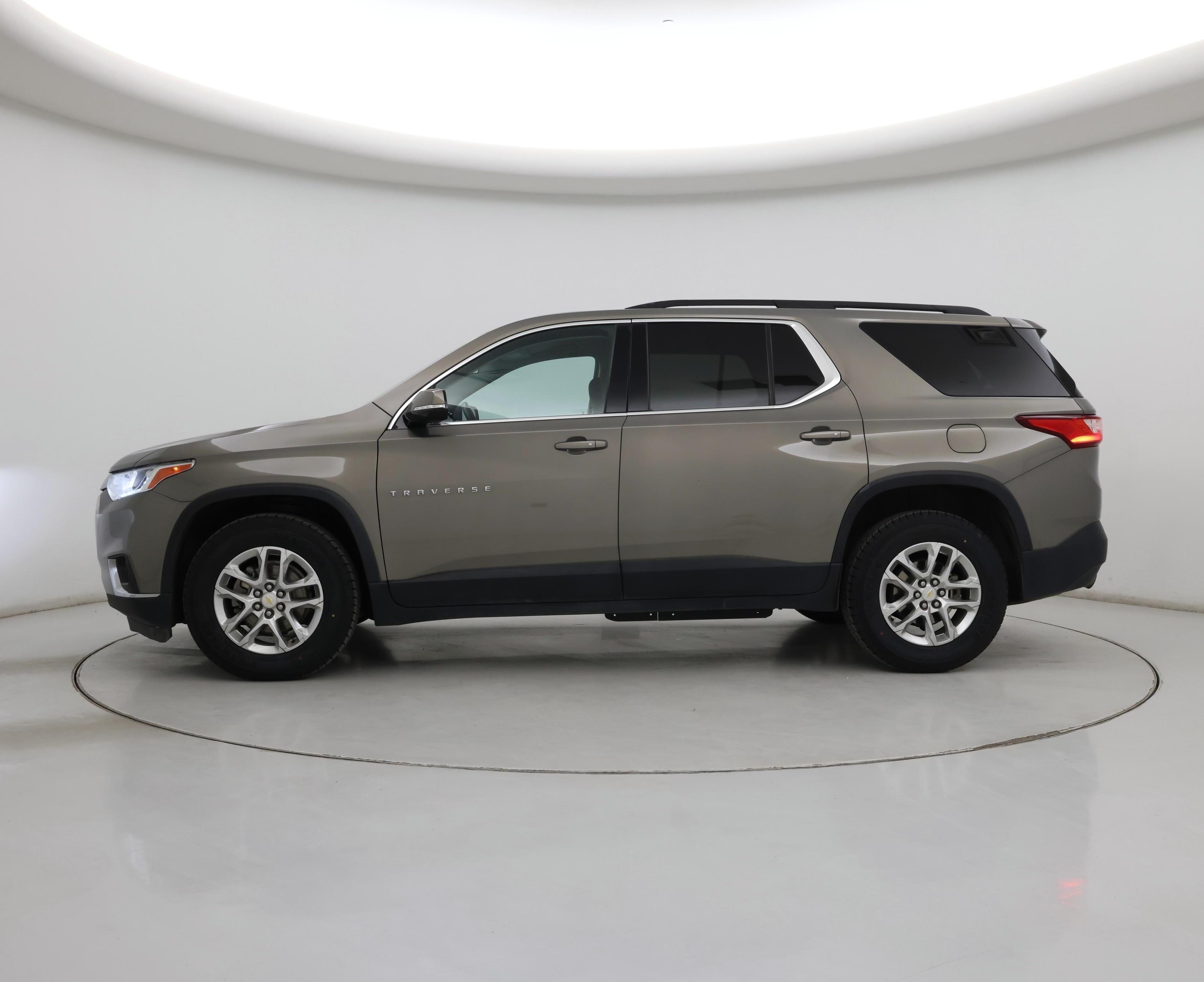 Thumbnail: 2019 Chevrolet Traverse - 3