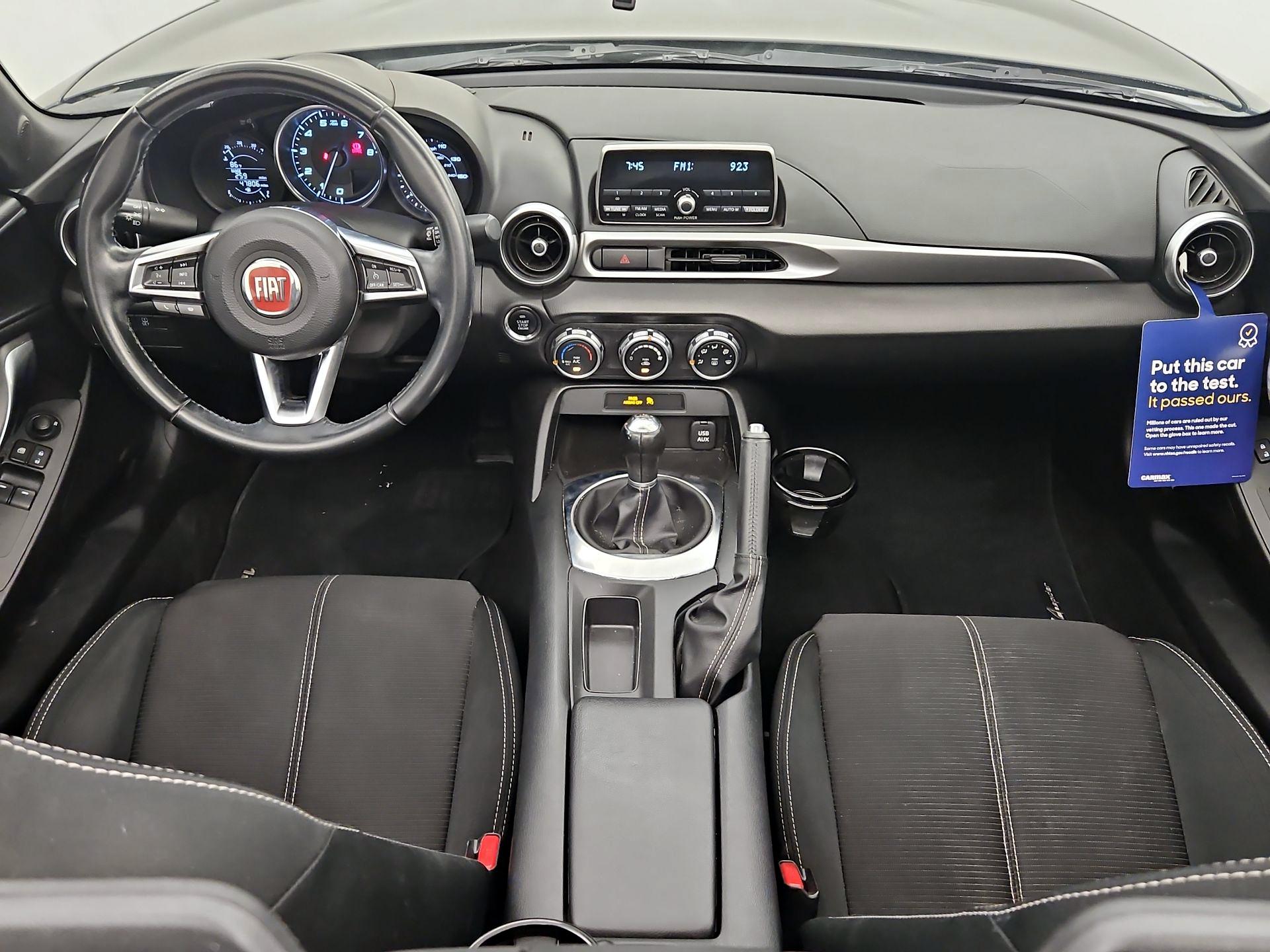 Thumbnail: 2018 Fiat 124 Spider - 9
