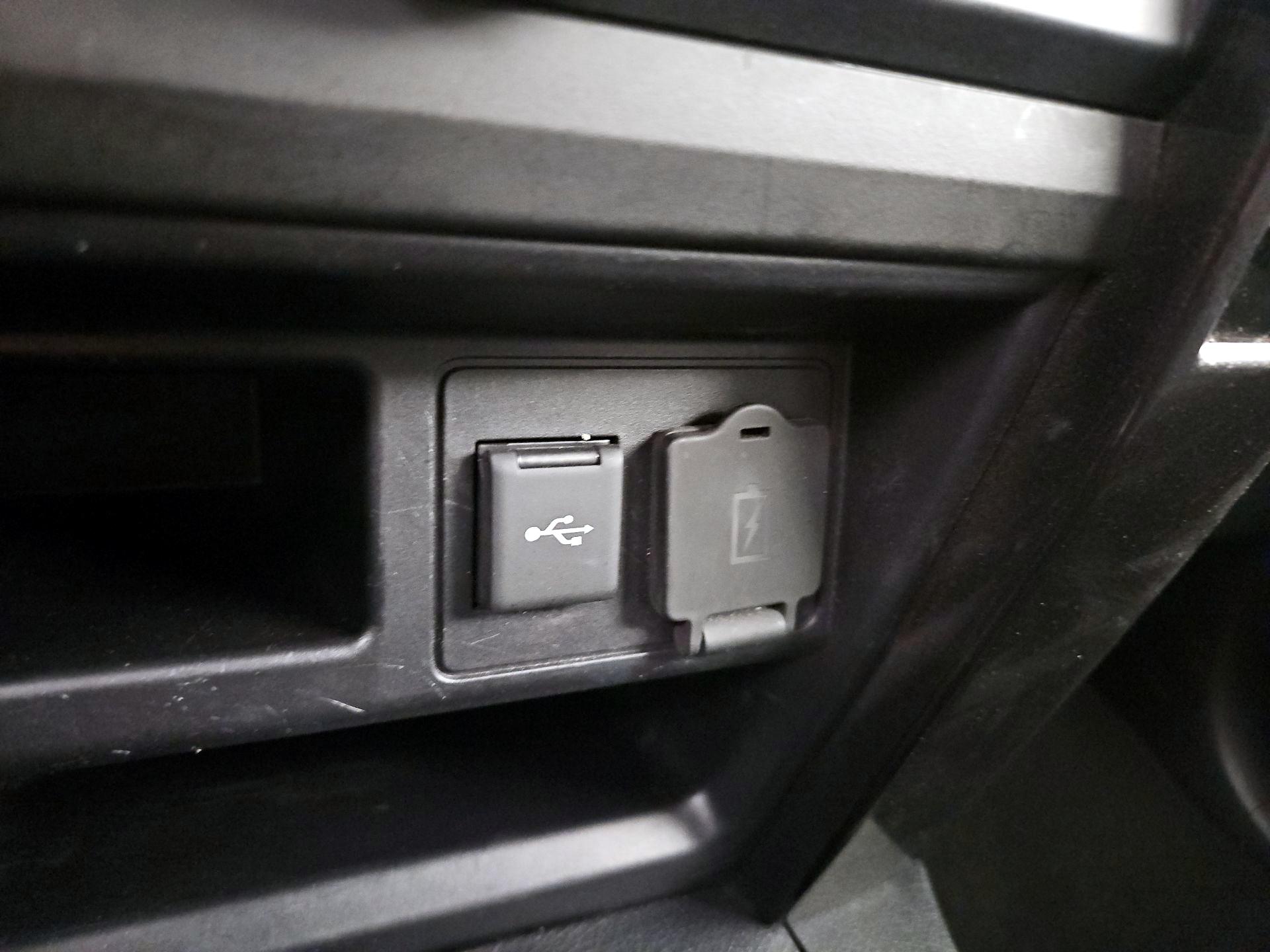 Thumbnail: 2022 Toyota 4Runner - 19