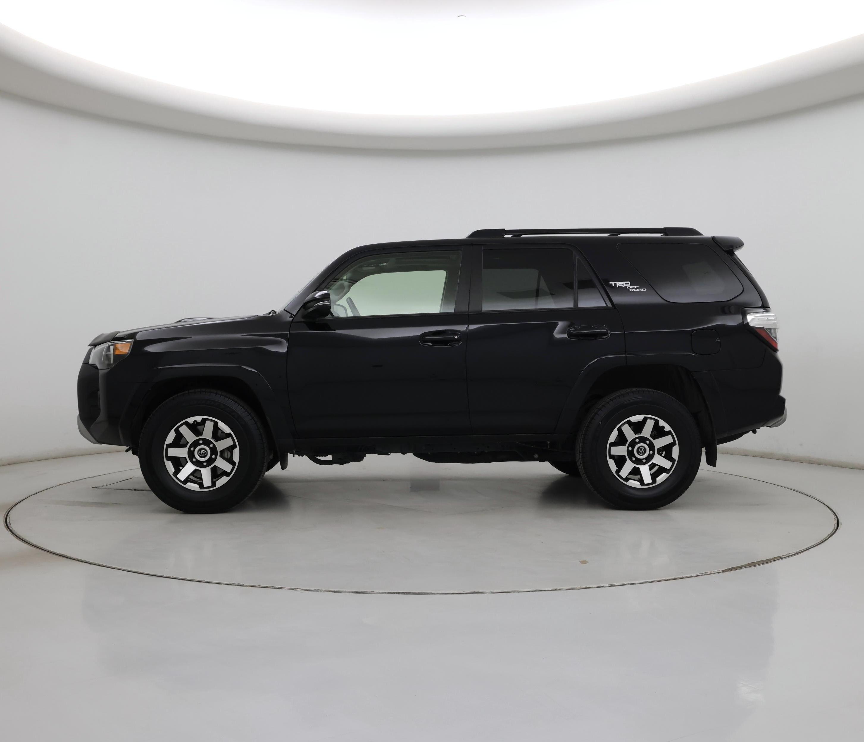 Thumbnail: 2022 Toyota 4Runner - 3