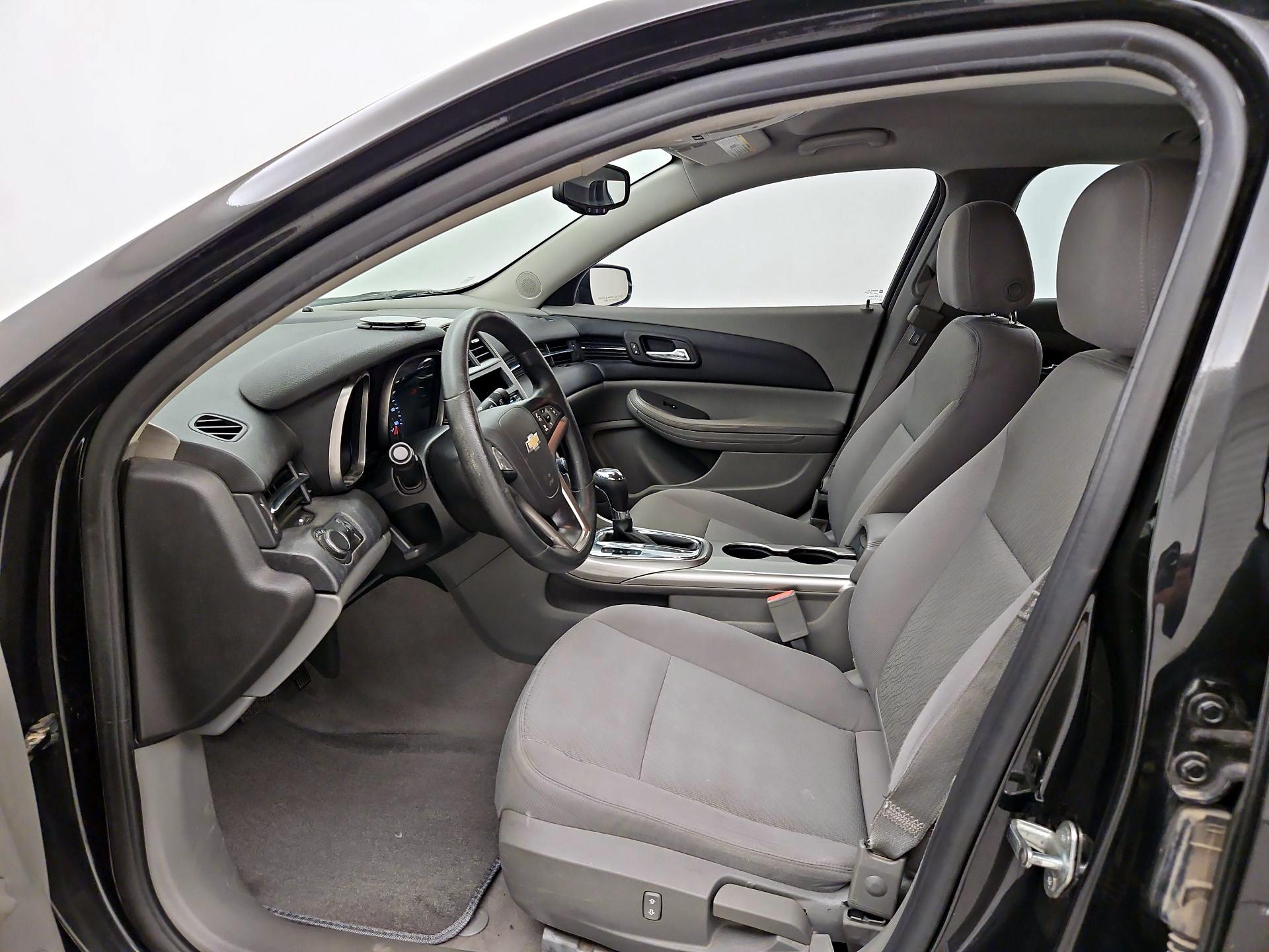Thumbnail: 2013 Chevrolet Malibu - 11