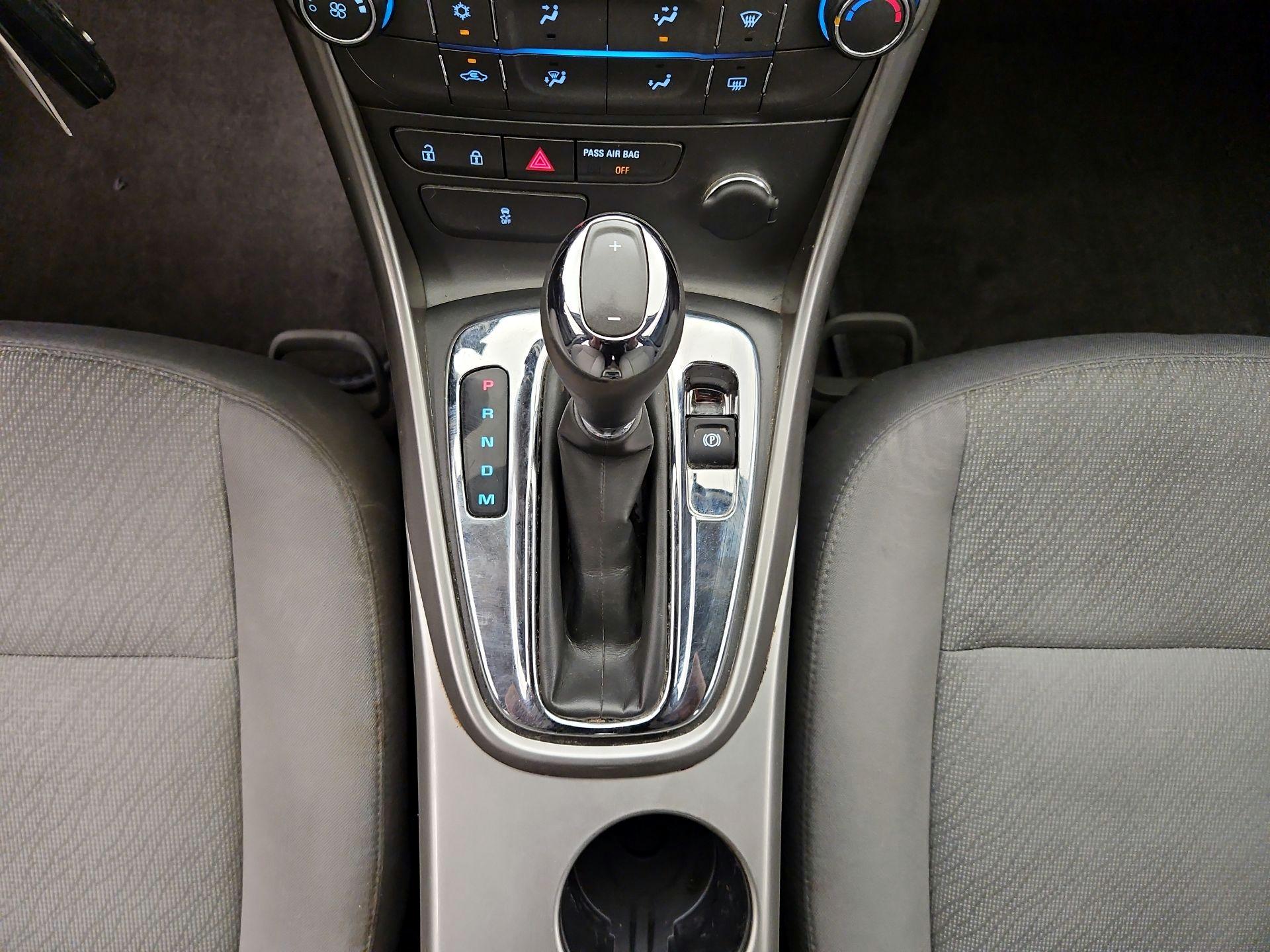 Thumbnail: 2013 Chevrolet Malibu - 16