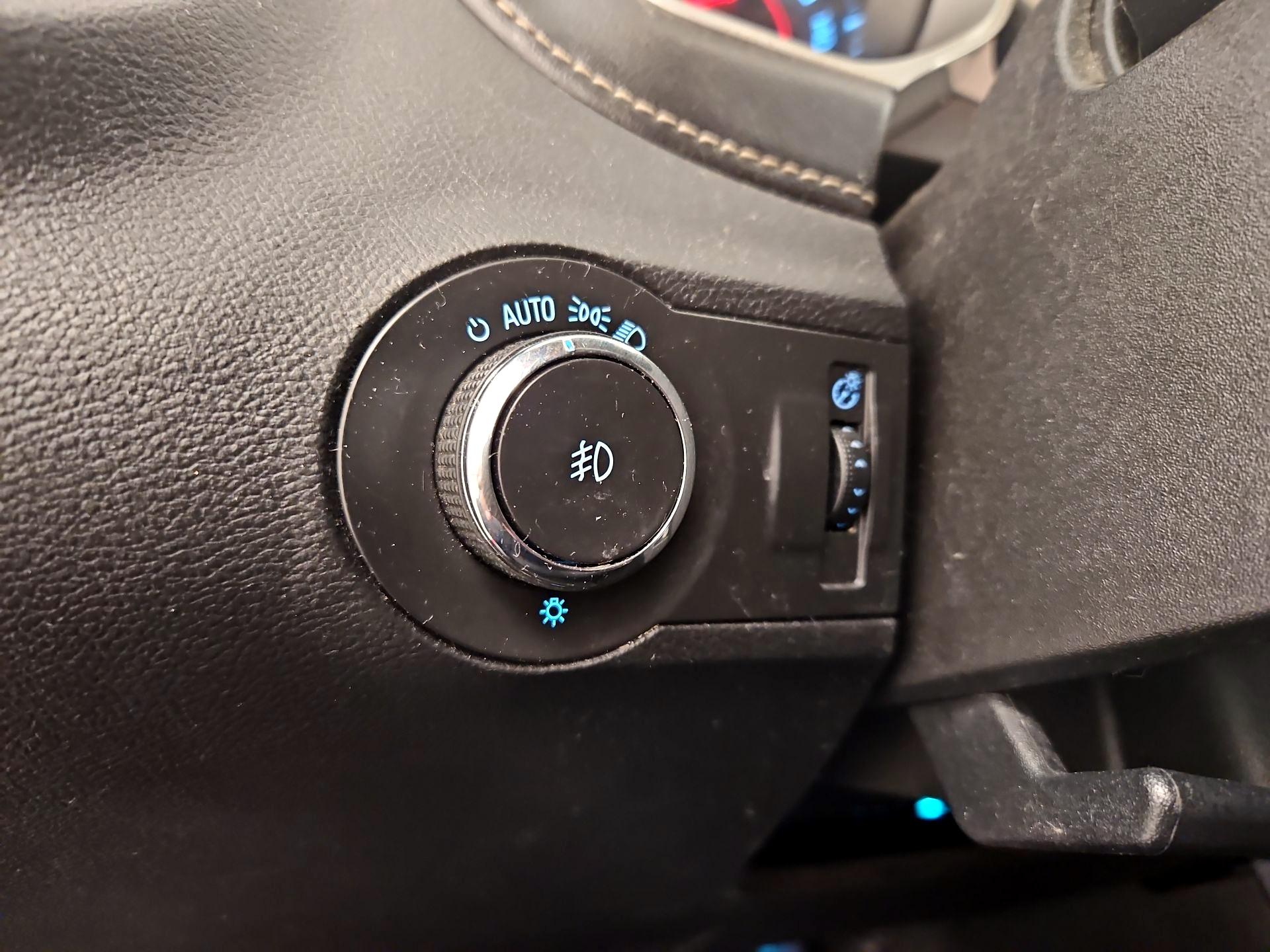 Thumbnail: 2014 Chevrolet Camaro - 13