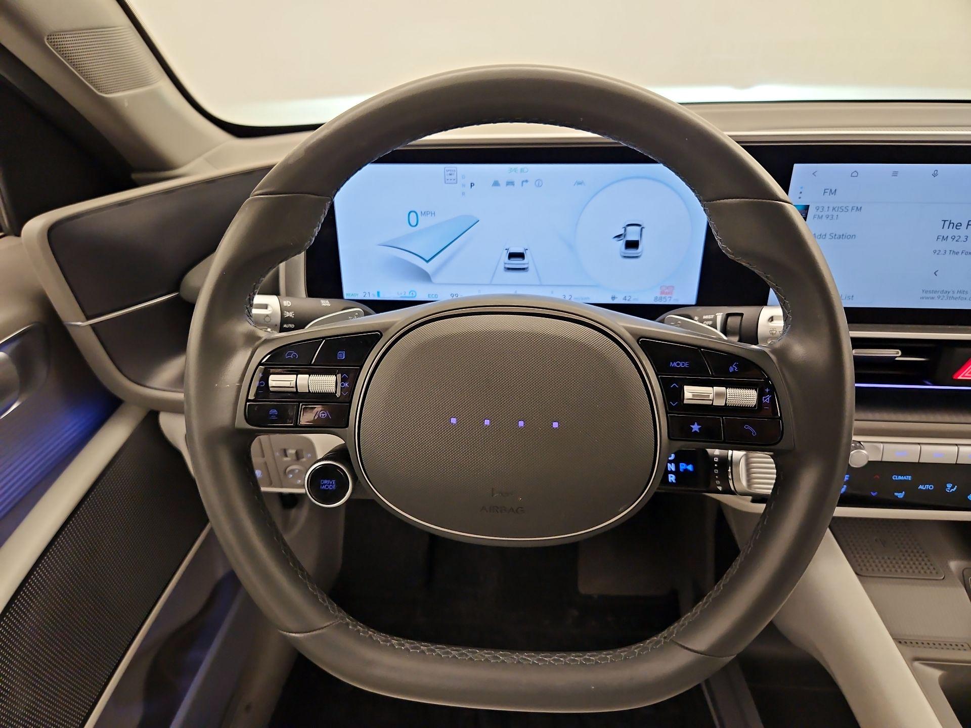 Thumbnail: 2023 Hyundai Ioniq 6 - 10