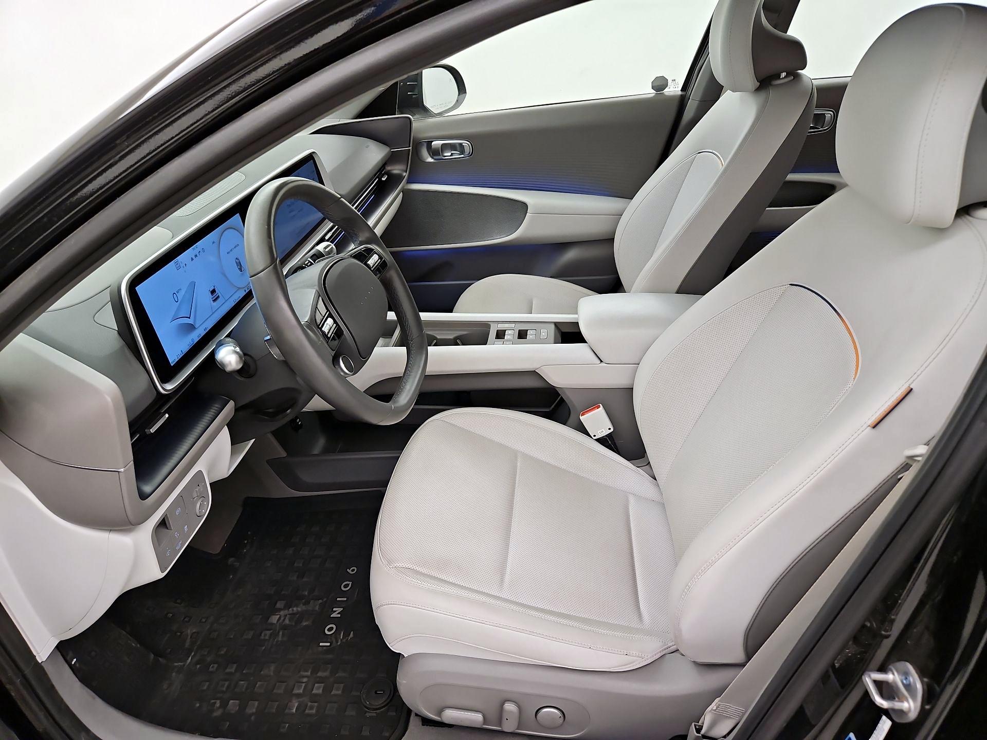 Thumbnail: 2023 Hyundai Ioniq 6 - 11
