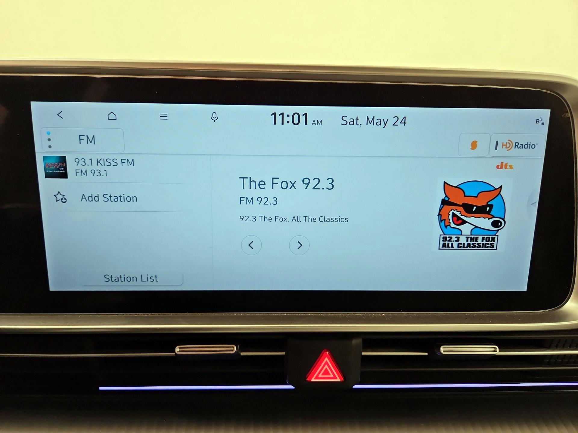 Thumbnail: 2023 Hyundai Ioniq 6 - 16