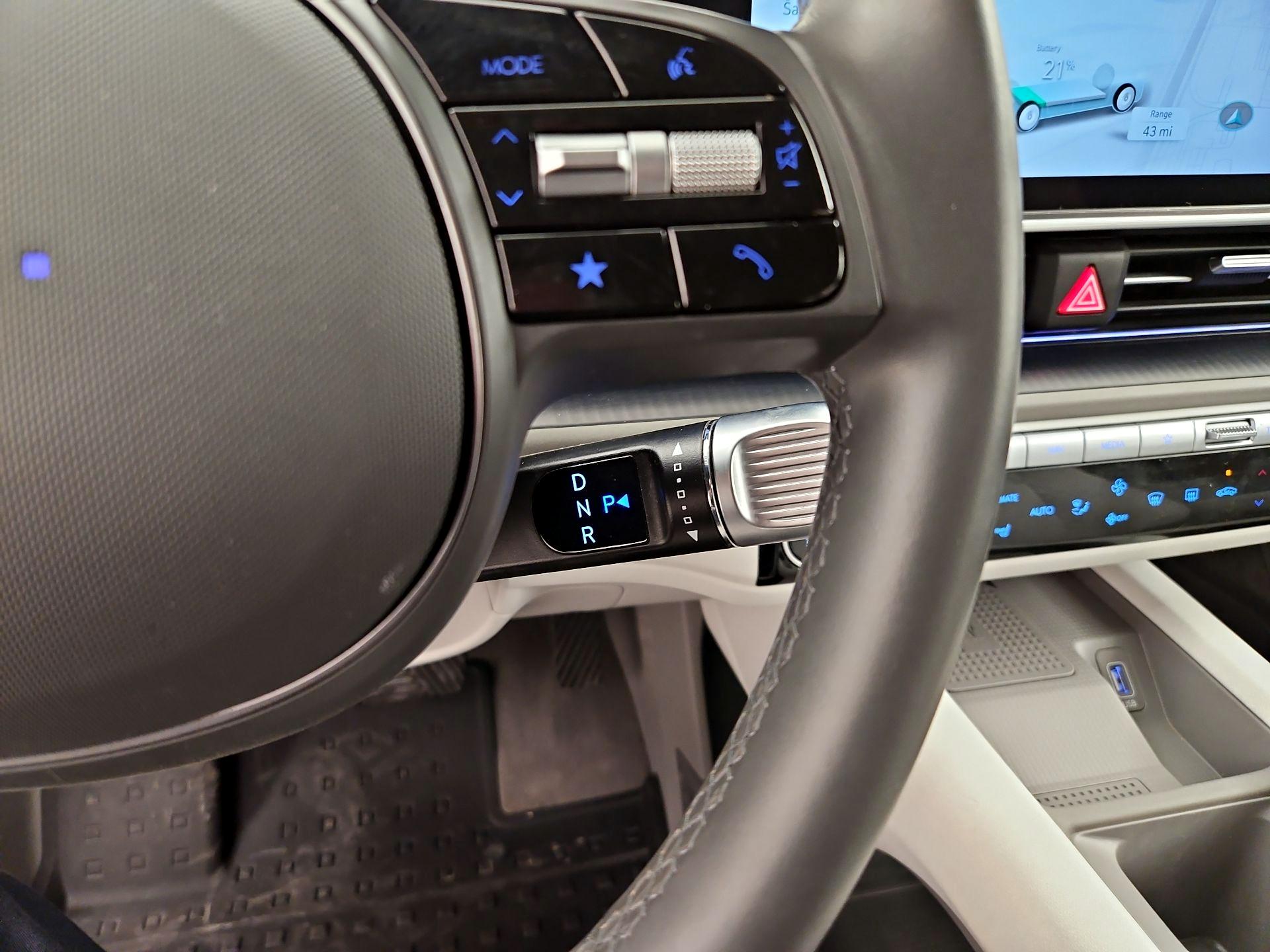 Thumbnail: 2023 Hyundai Ioniq 6 - 18