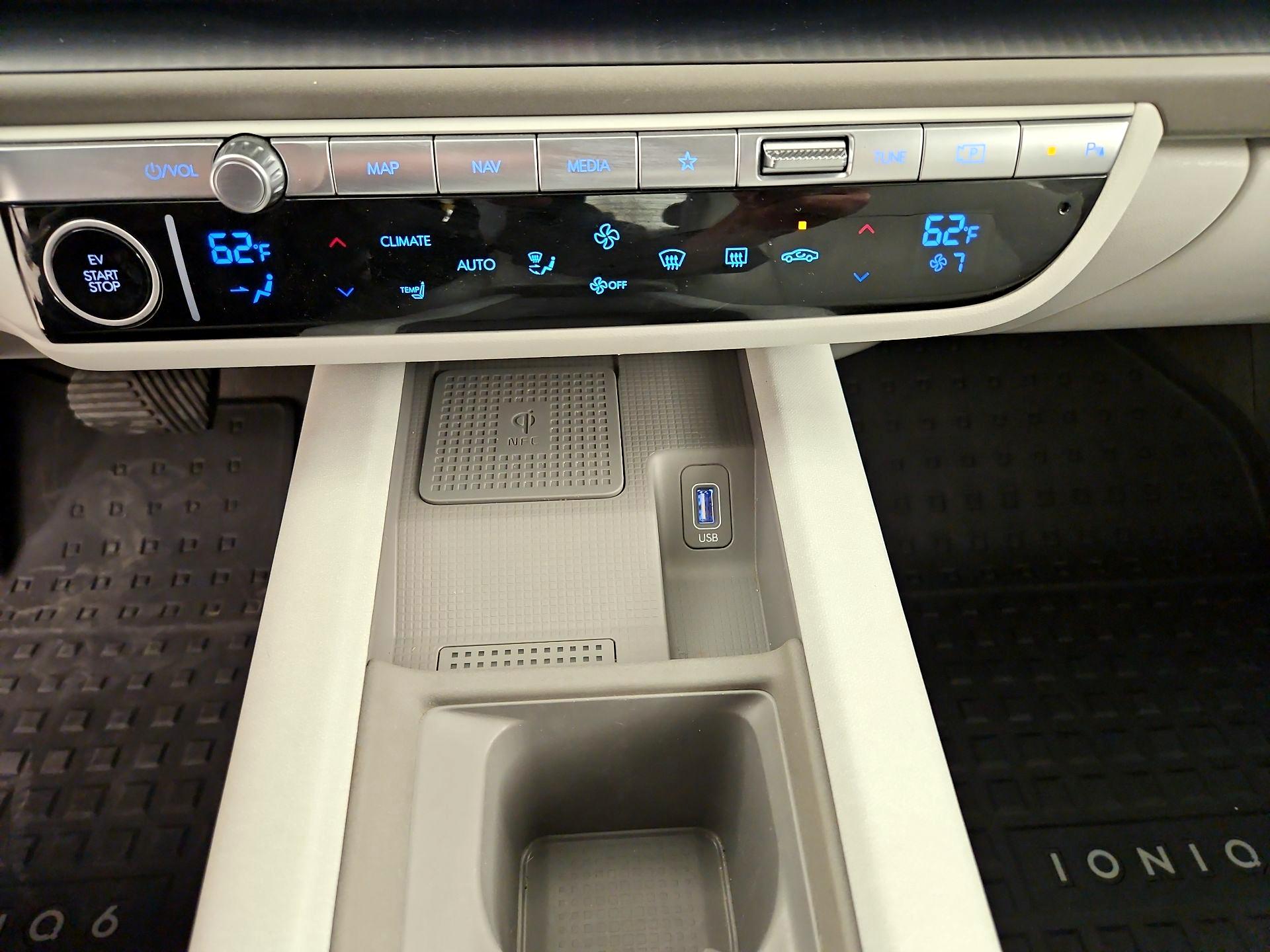 Thumbnail: 2023 Hyundai Ioniq 6 - 19