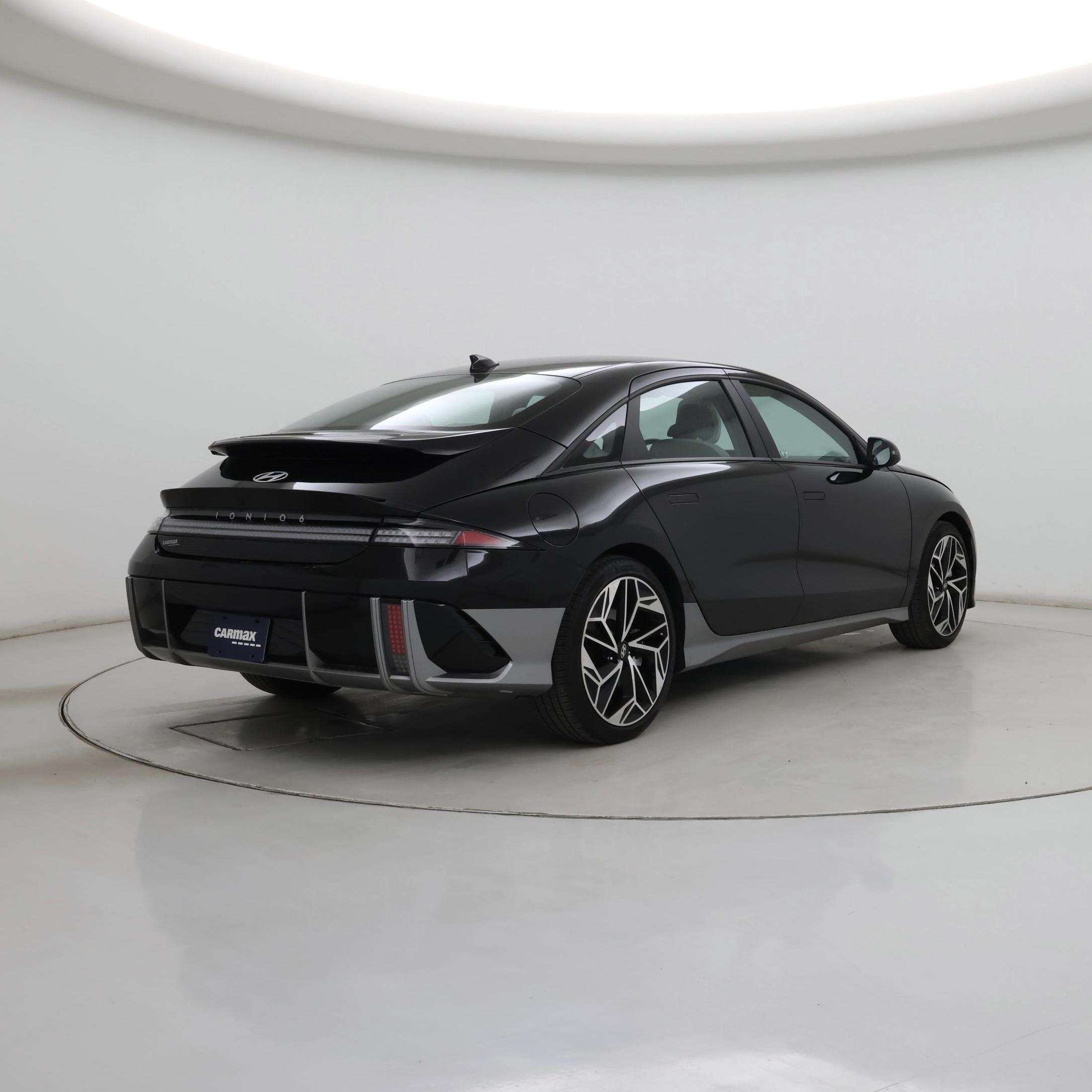 Thumbnail: 2023 Hyundai Ioniq 6 - 8