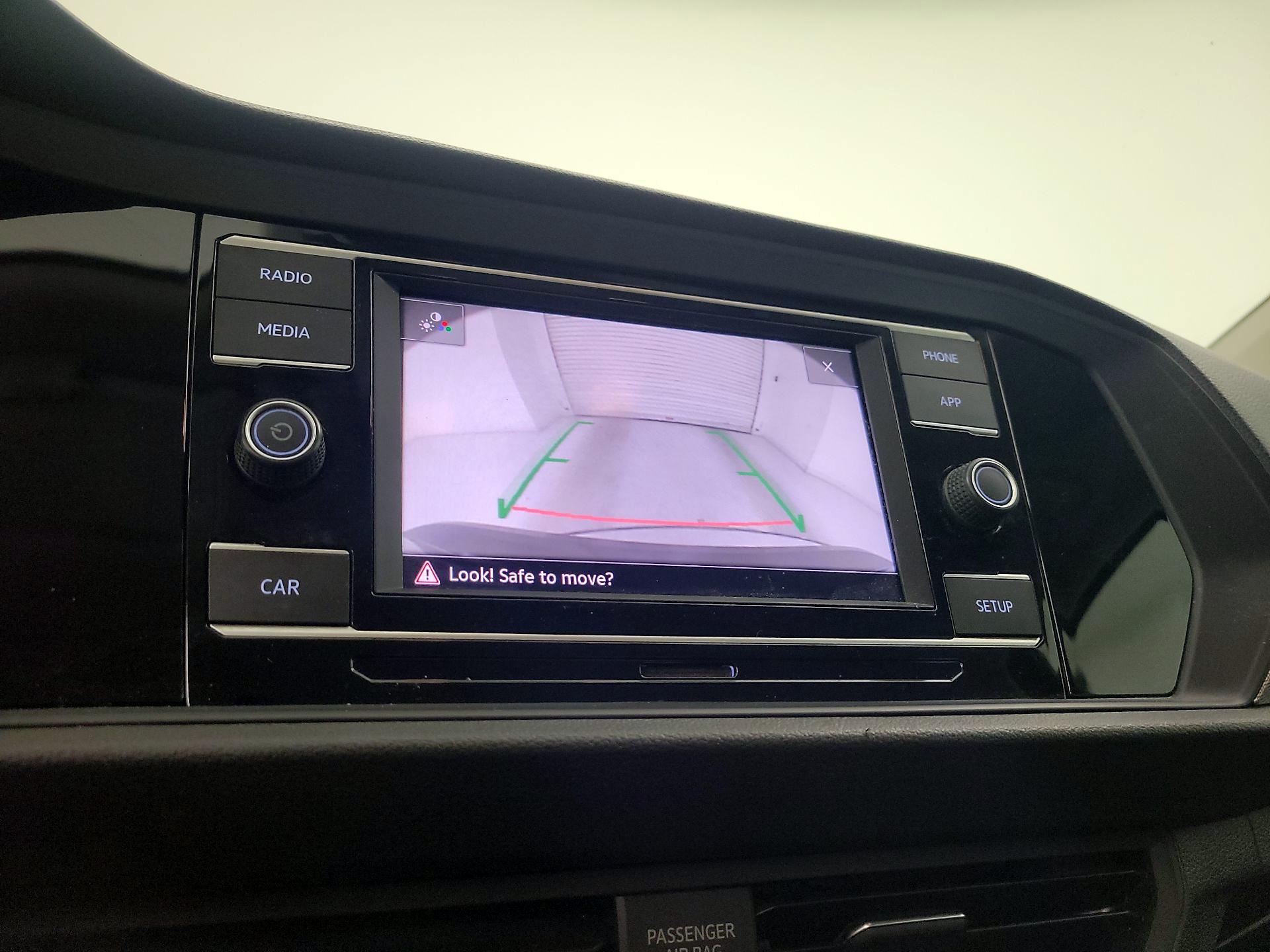 Thumbnail: 2019 Volkswagen Jetta - 14
