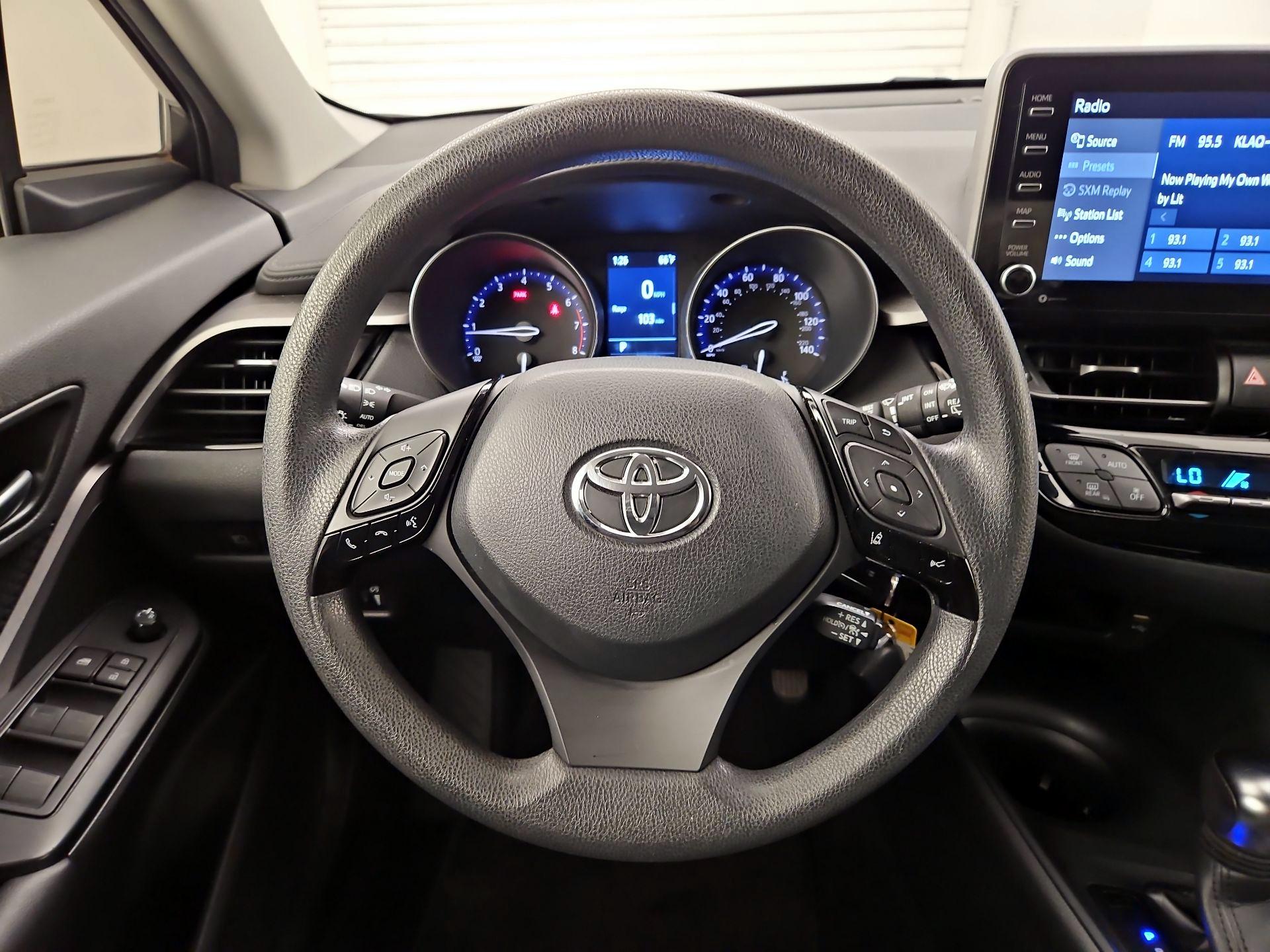 Thumbnail: 2021 Toyota C-HR - 10