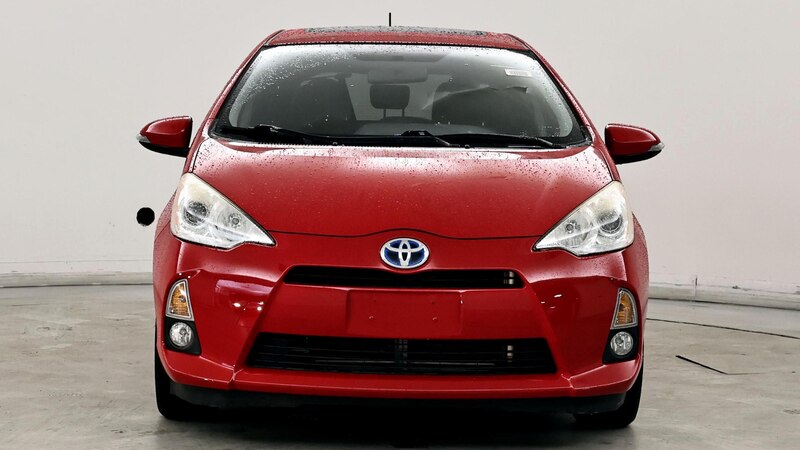 2014 Toyota Prius c Four 5