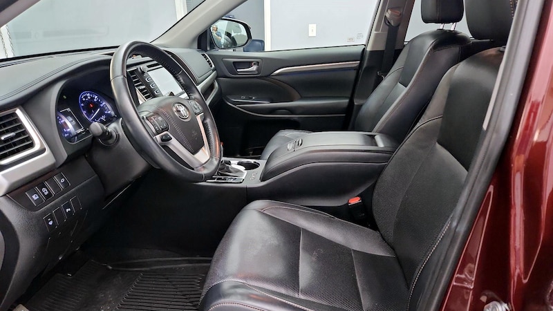 2019 Toyota Highlander Limited 11