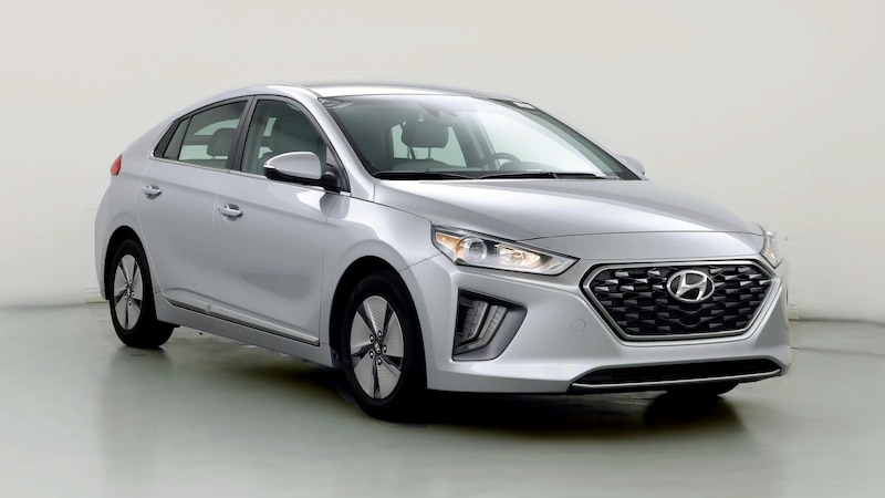 2022 Hyundai Ioniq SE Hero Image