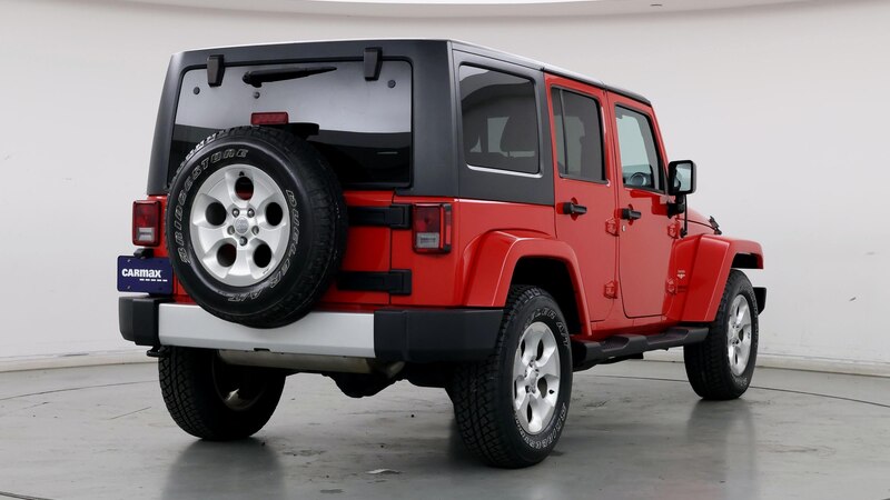 2015 Jeep Wrangler Unlimited Sahara 8