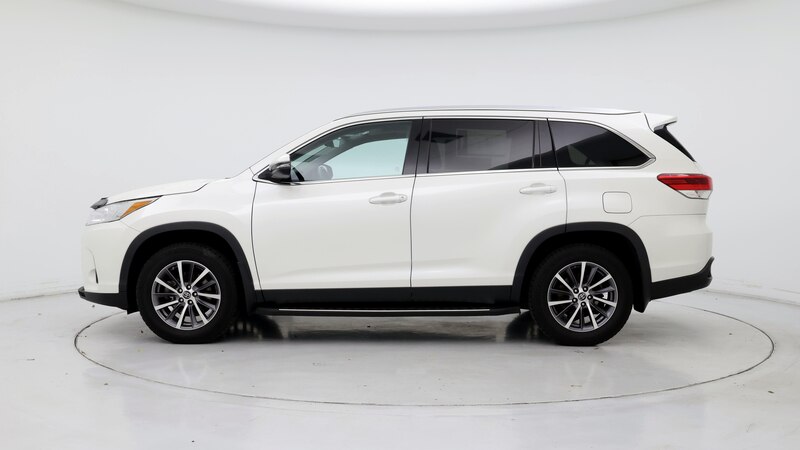 2019 Toyota Highlander XLE 3