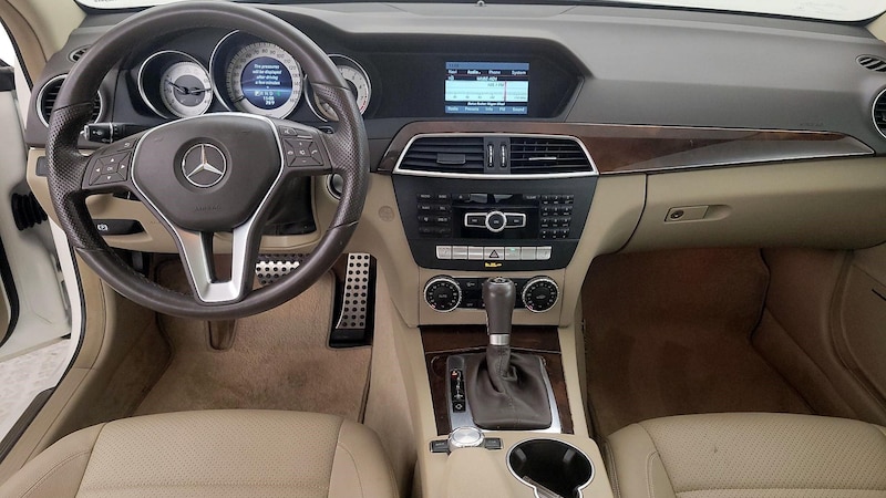 2015 Mercedes-Benz C-Class C 350 9