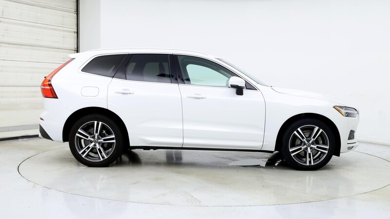 2021 Volvo XC60 T6 Momentum 7