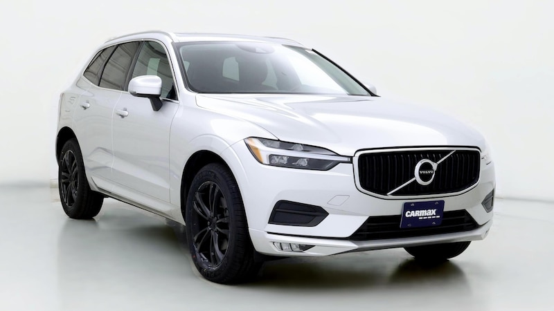 2021 Volvo XC60 T5 Momentum Hero Image