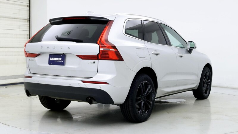 2021 Volvo XC60 T5 Momentum 8