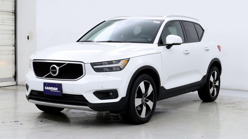 2022 Volvo XC40 T5 Momentum 4