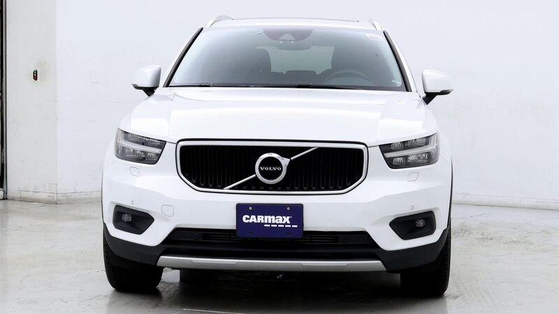 2022 Volvo XC40 T5 Momentum 5