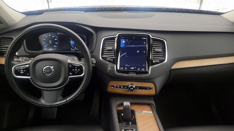 2021 Volvo XC90 T8 Inscription 9