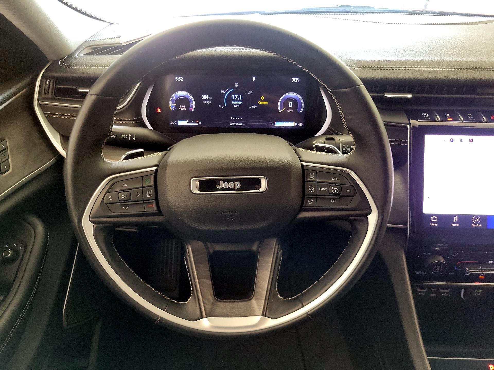 Thumbnail: 2022 Jeep Grand Cherokee - 10