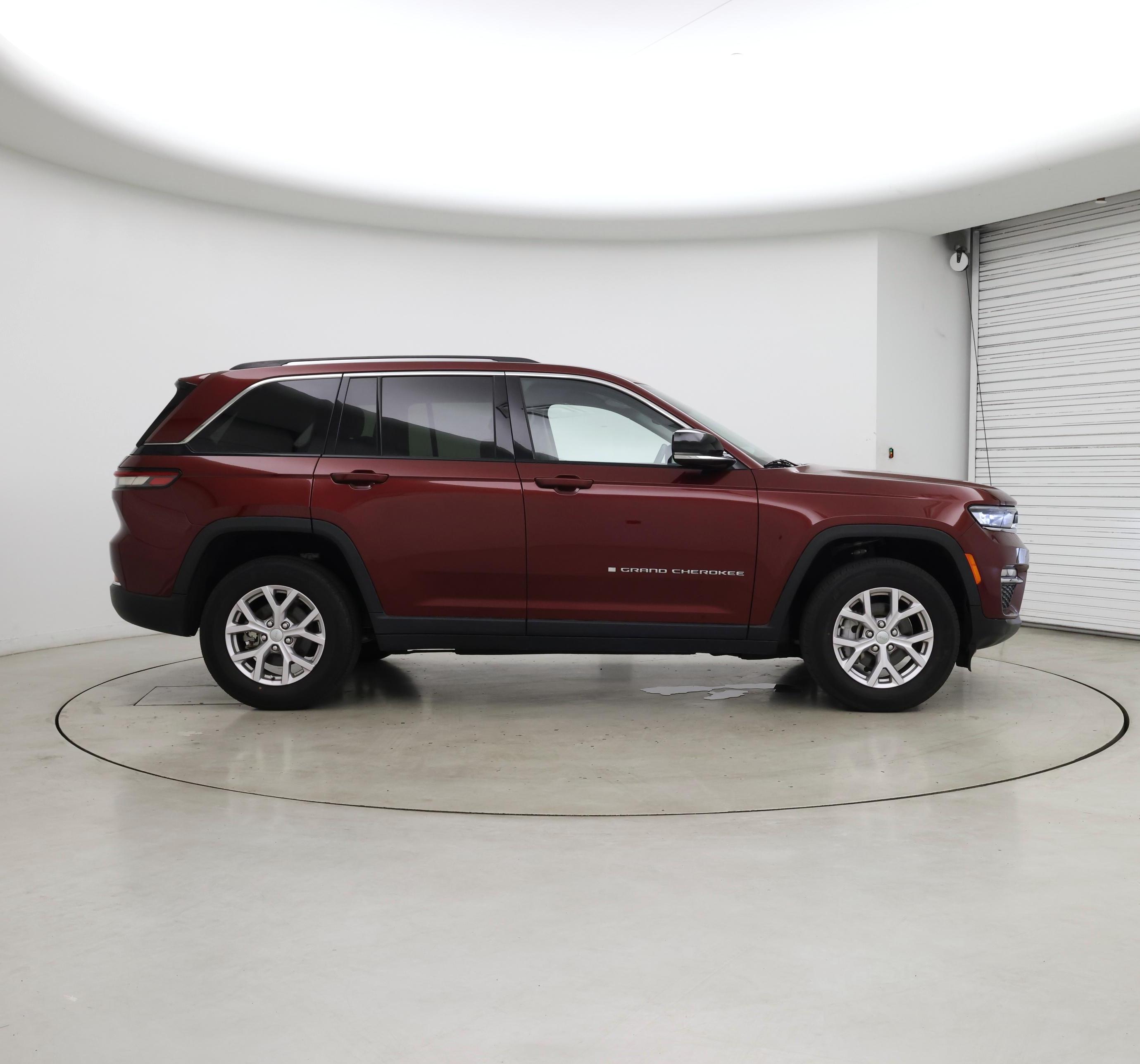Thumbnail: 2022 Jeep Grand Cherokee - 7