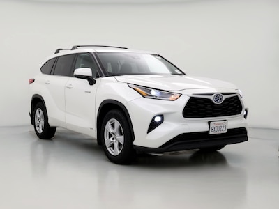 Used White Hybrid Toyota Highlander near me for sale