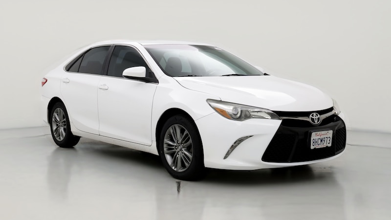 2016 Toyota Camry SE Hero Image